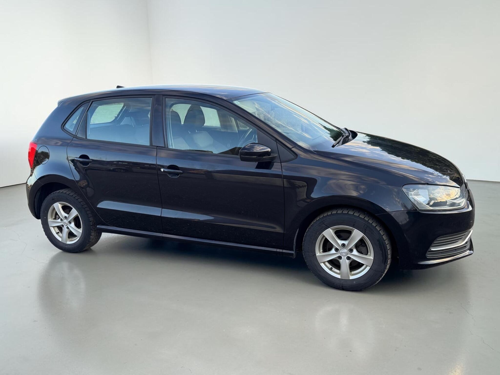 Volkswagen Polo view 25