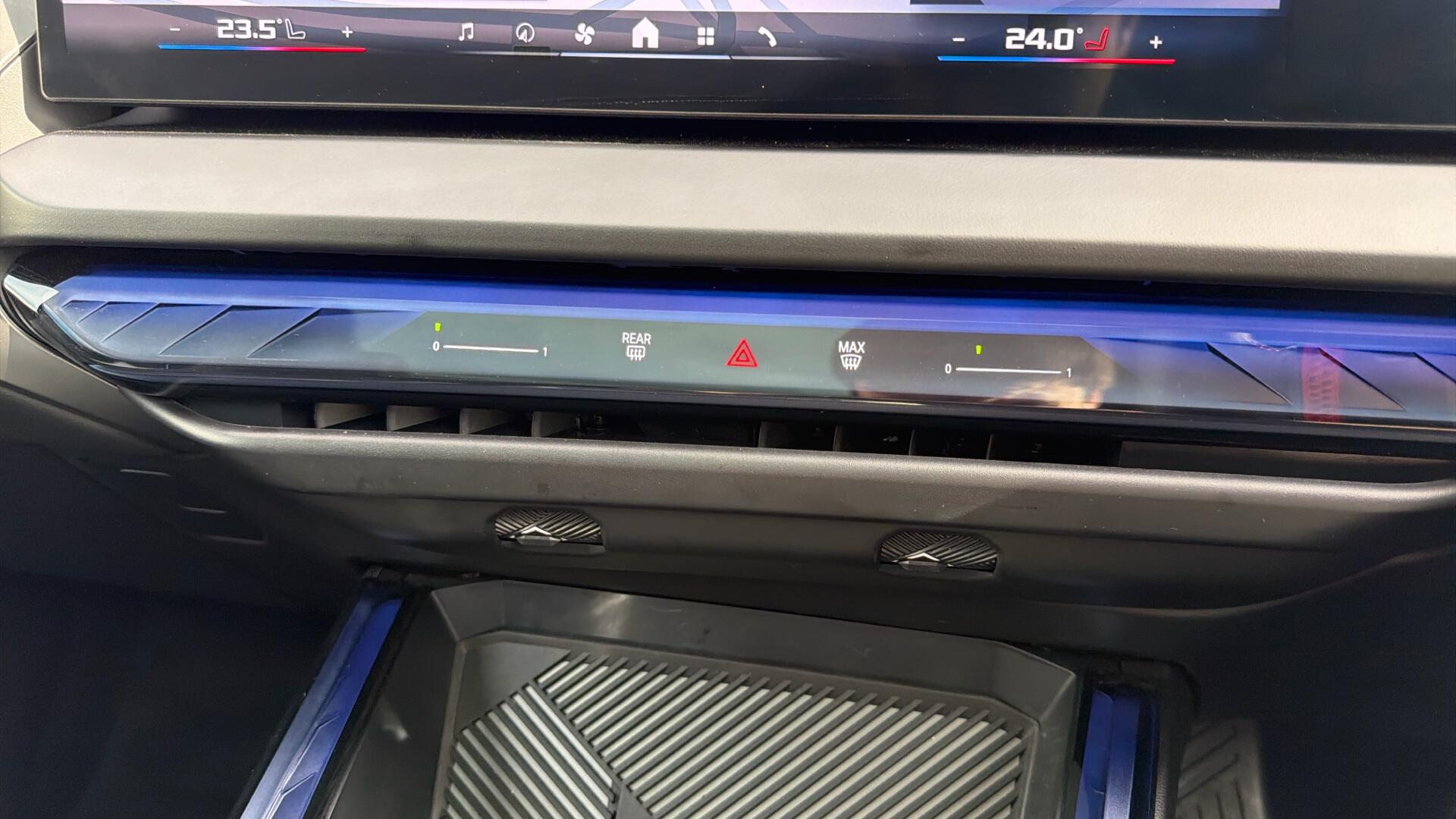 BMW X3 view 70