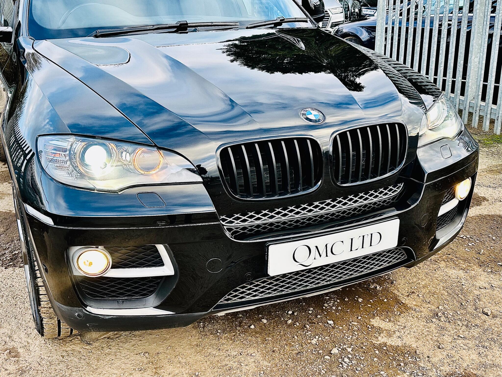 BMW X6 view 11