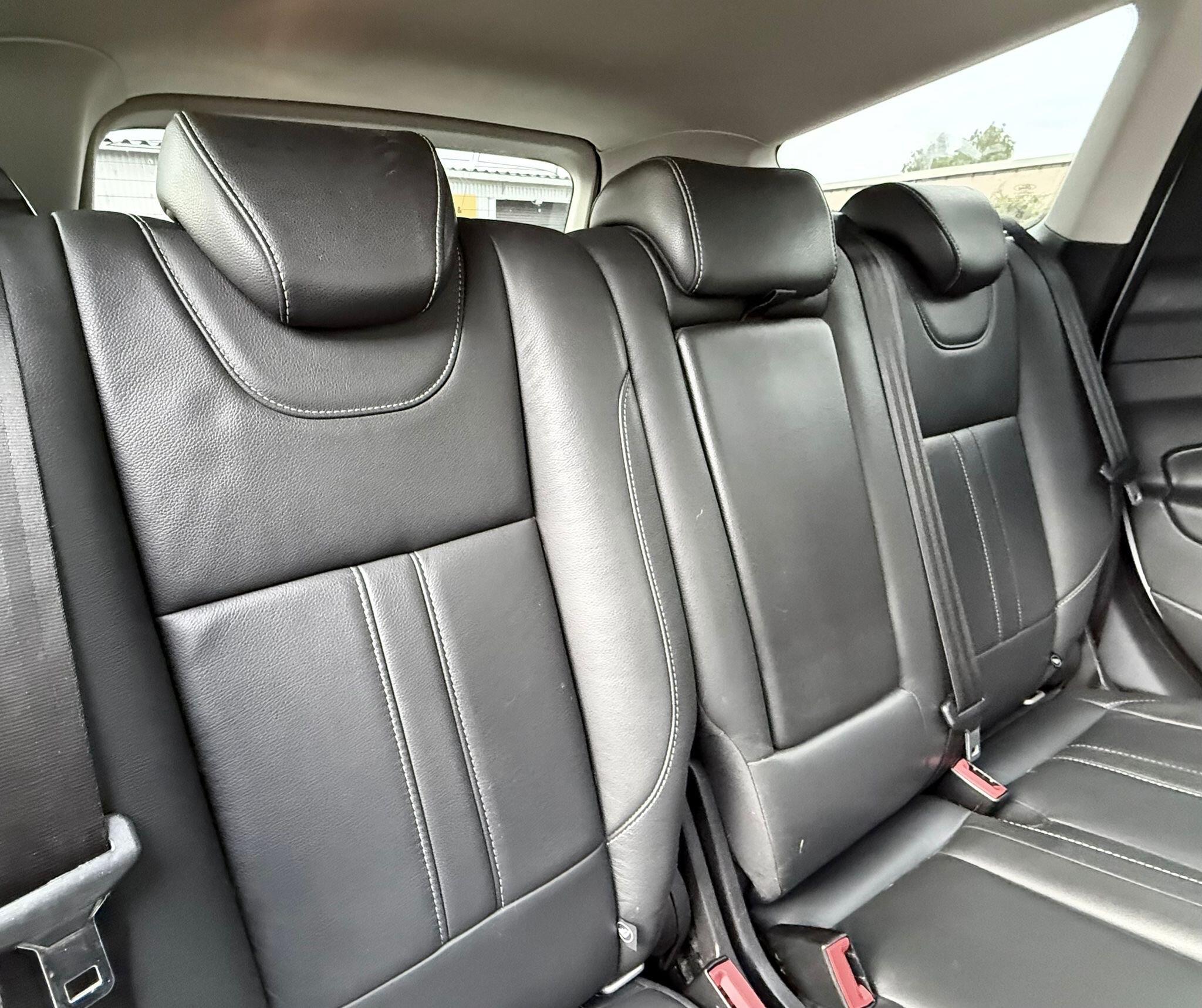 Ford Kuga view 44