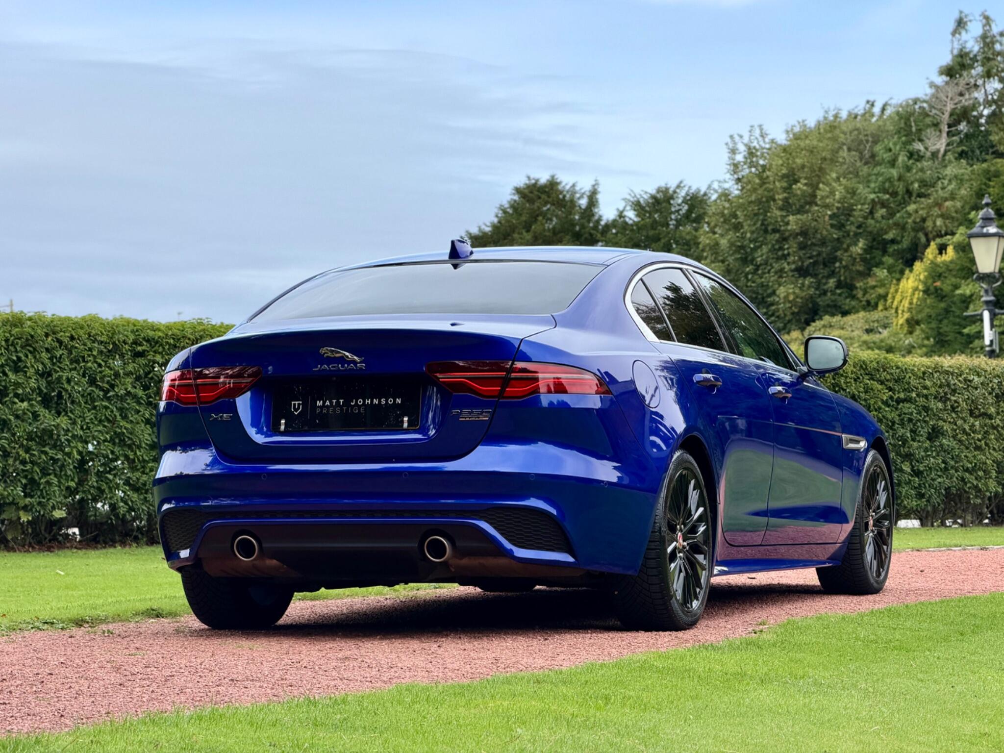 Jaguar Xe view 24