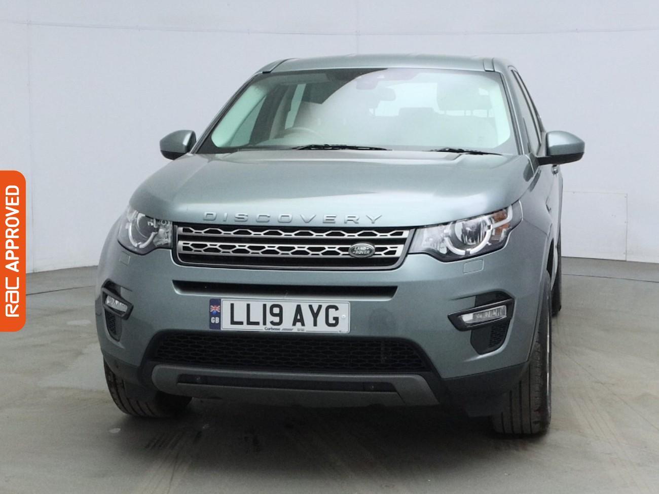 Land Rover Discovery Sport view 7