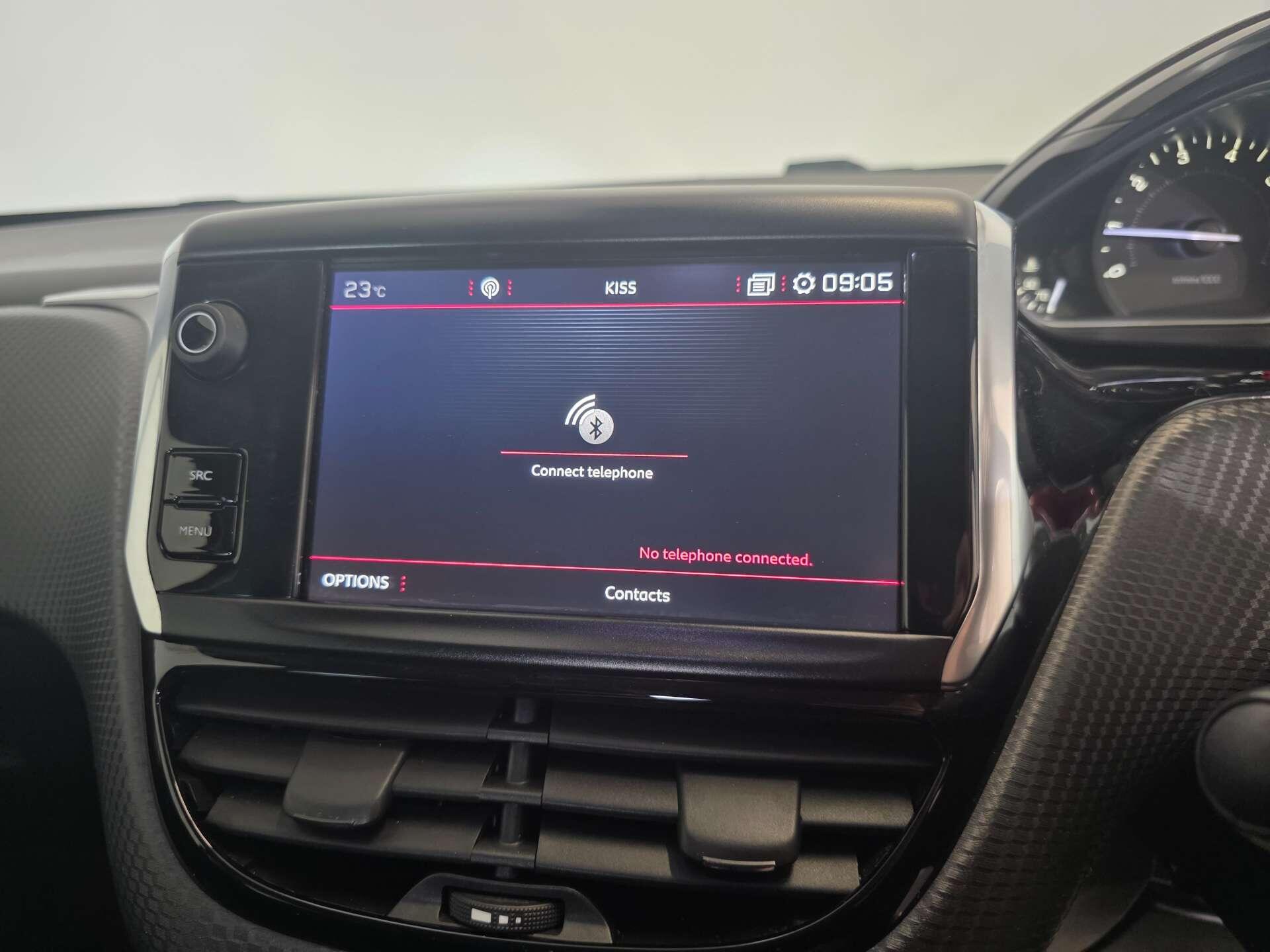 Peugeot 208 view 32