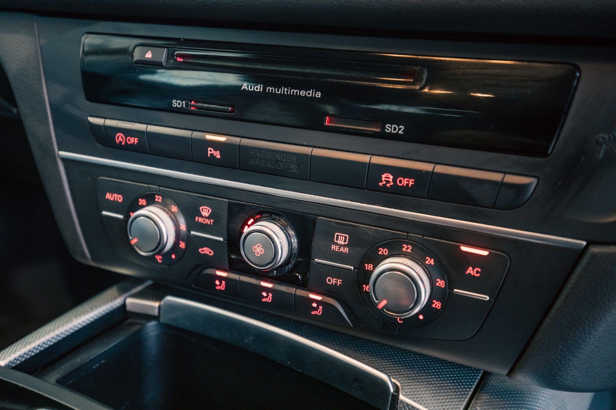 Audi A6 view 19