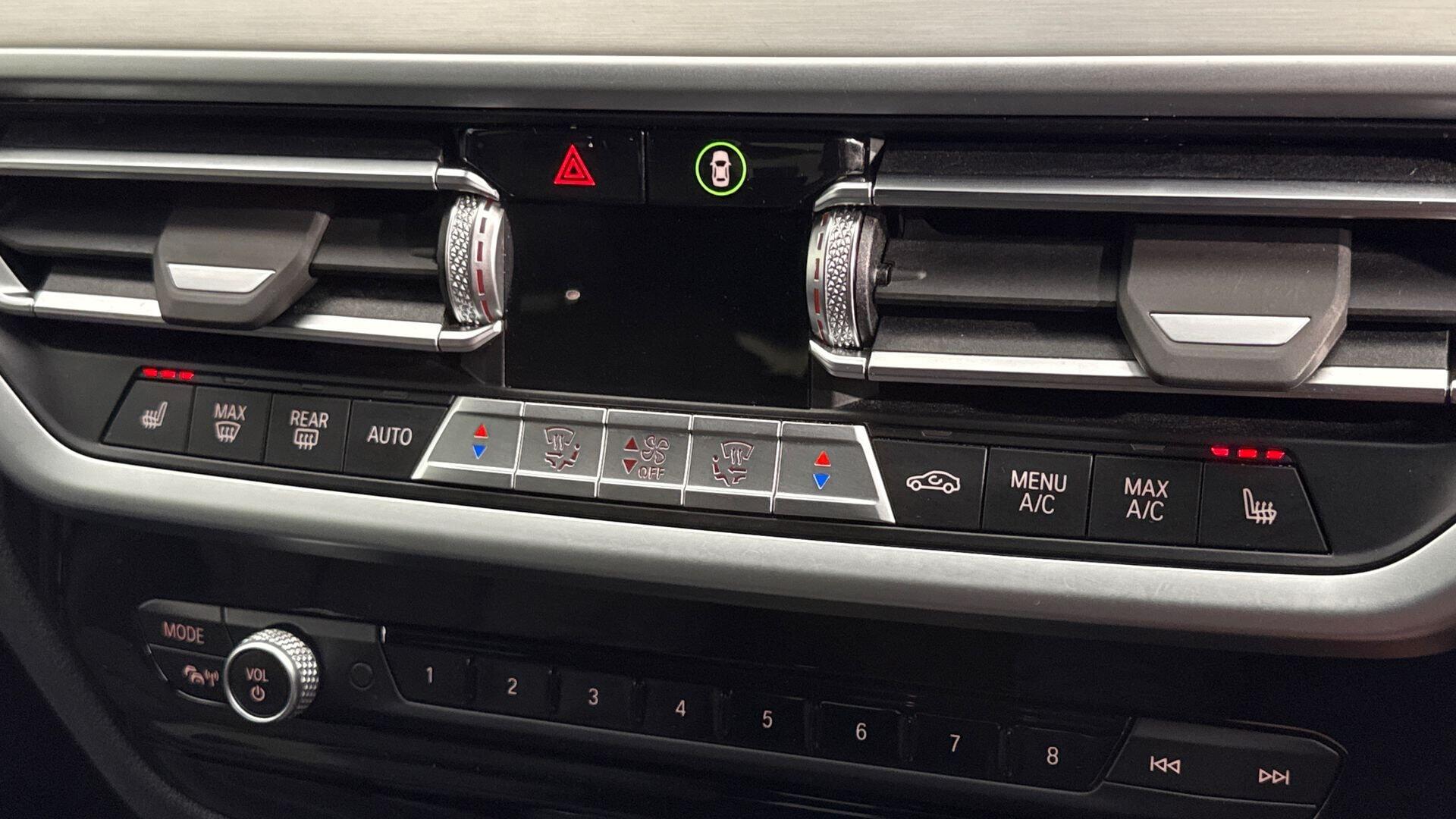 BMW X3 view 24
