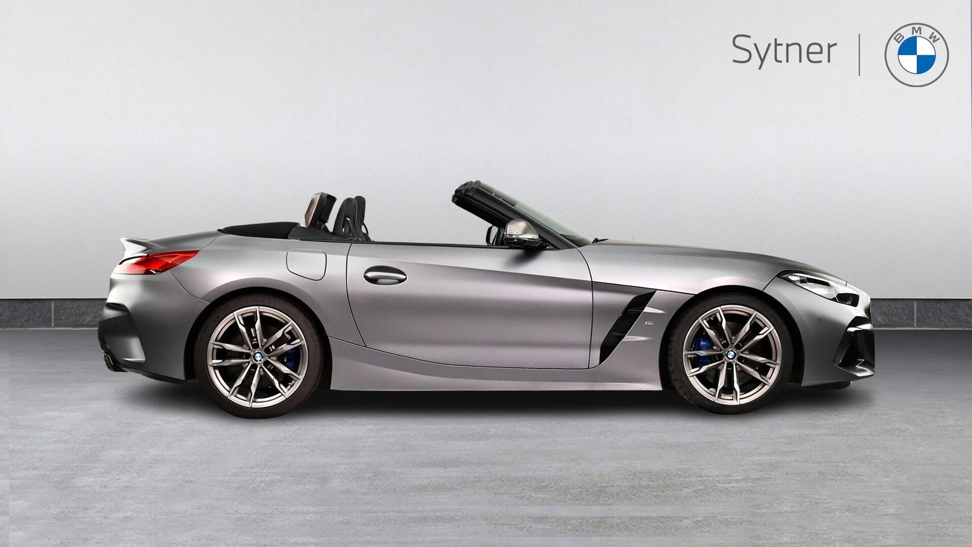 BMW Z4 view 3