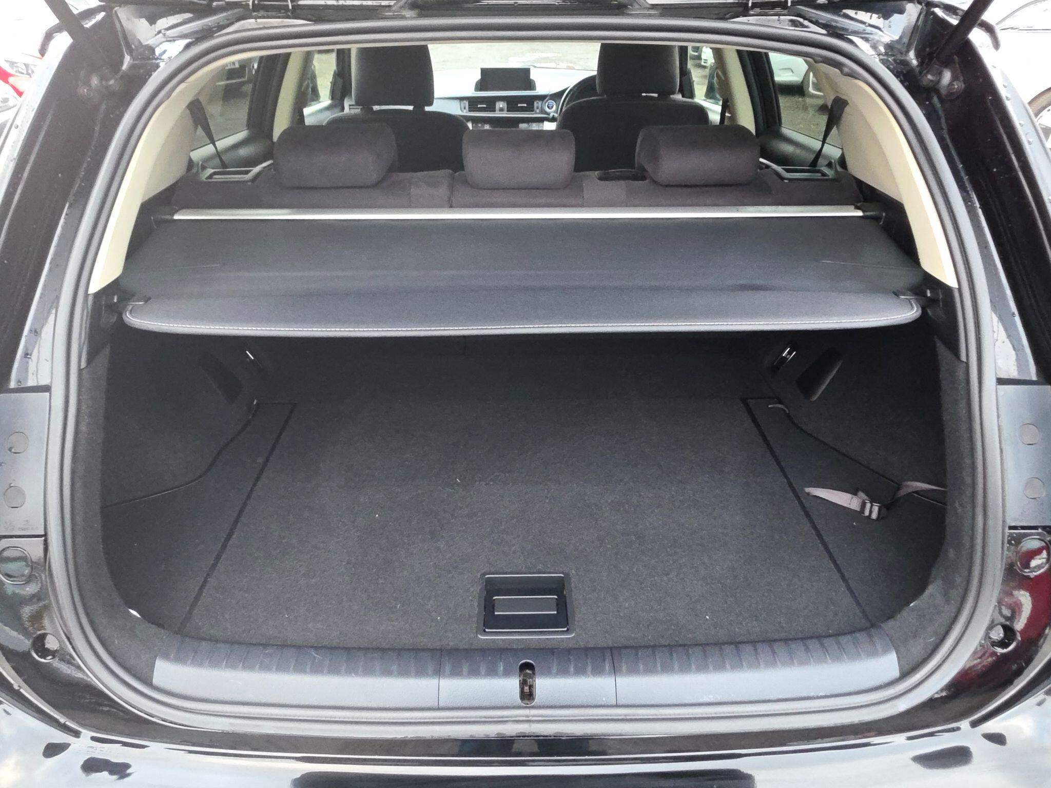 2015 Lexus CT image 82