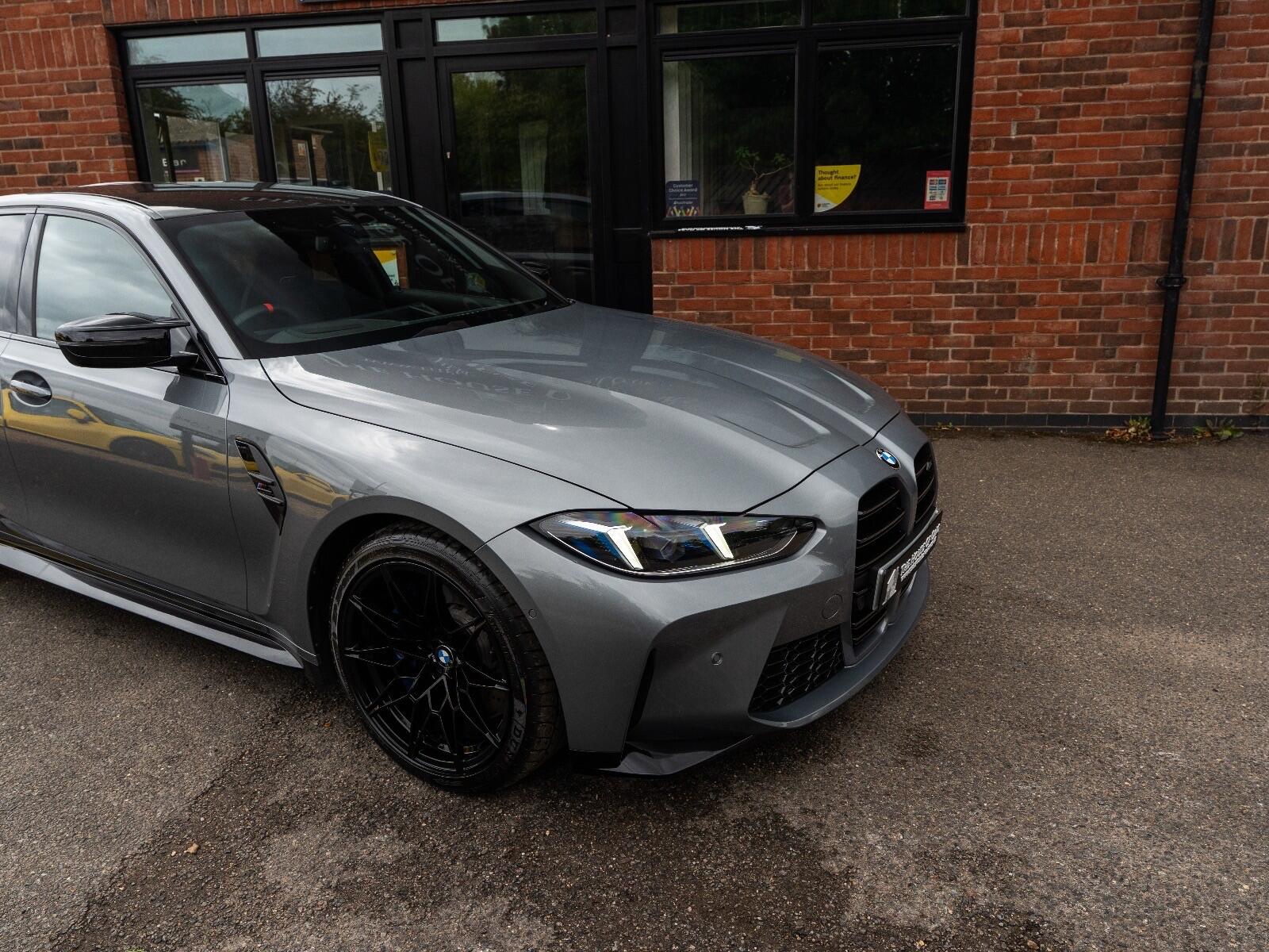 BMW M3 view 4