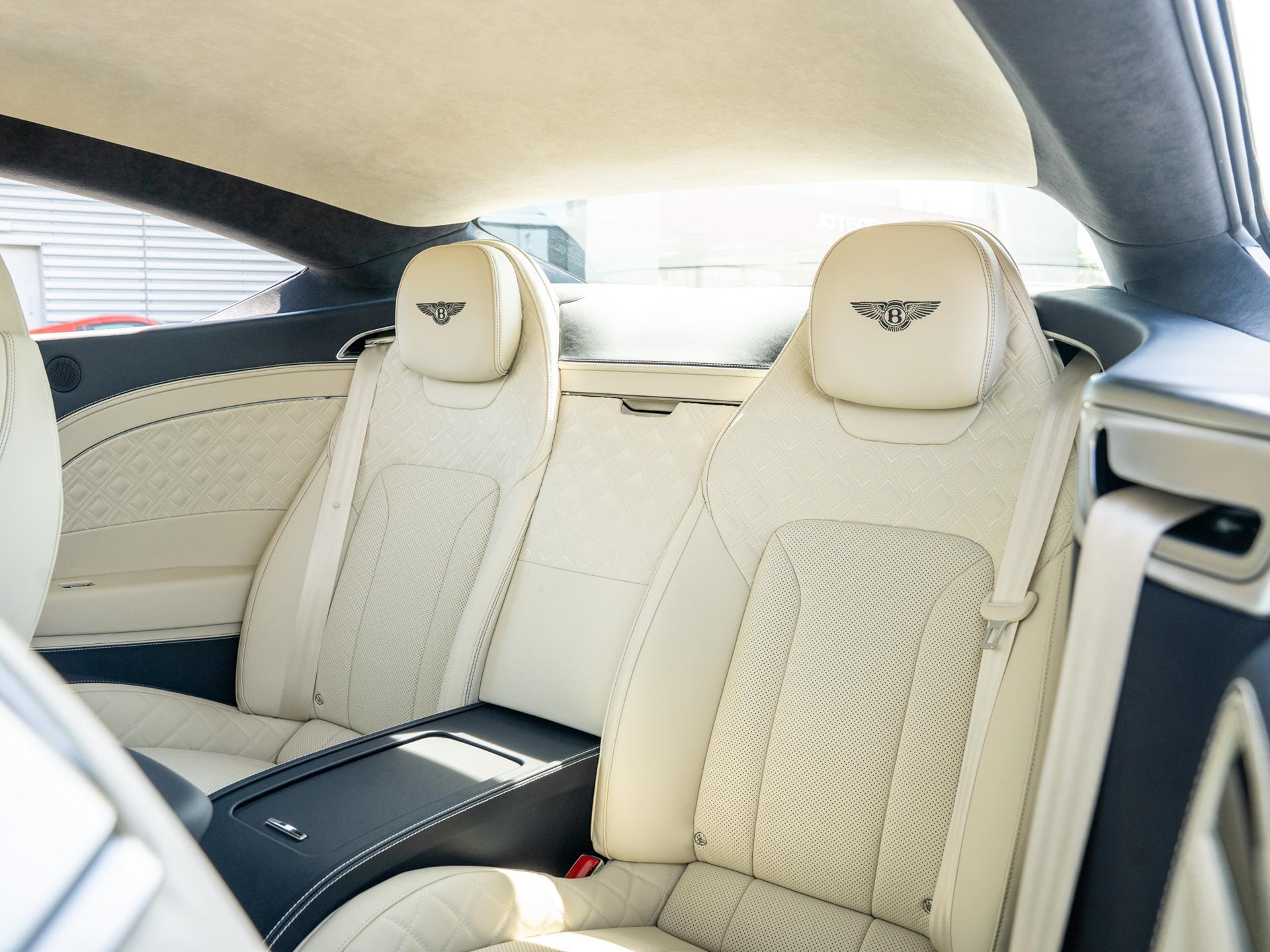 Bentley Continental view 20