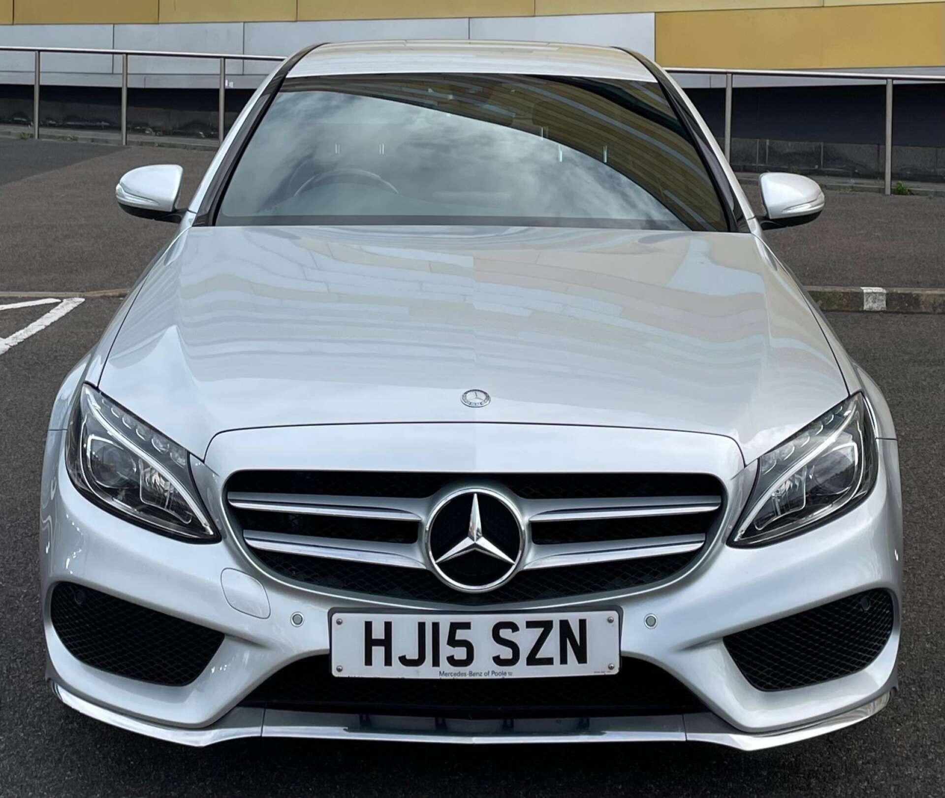 Mercedes-Benz C-Class view 17