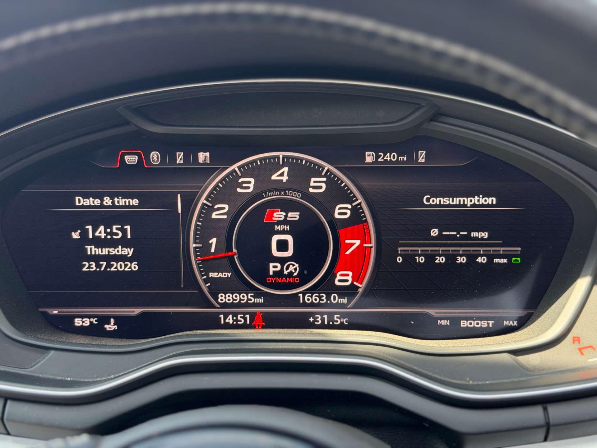 Audi S5 view 14