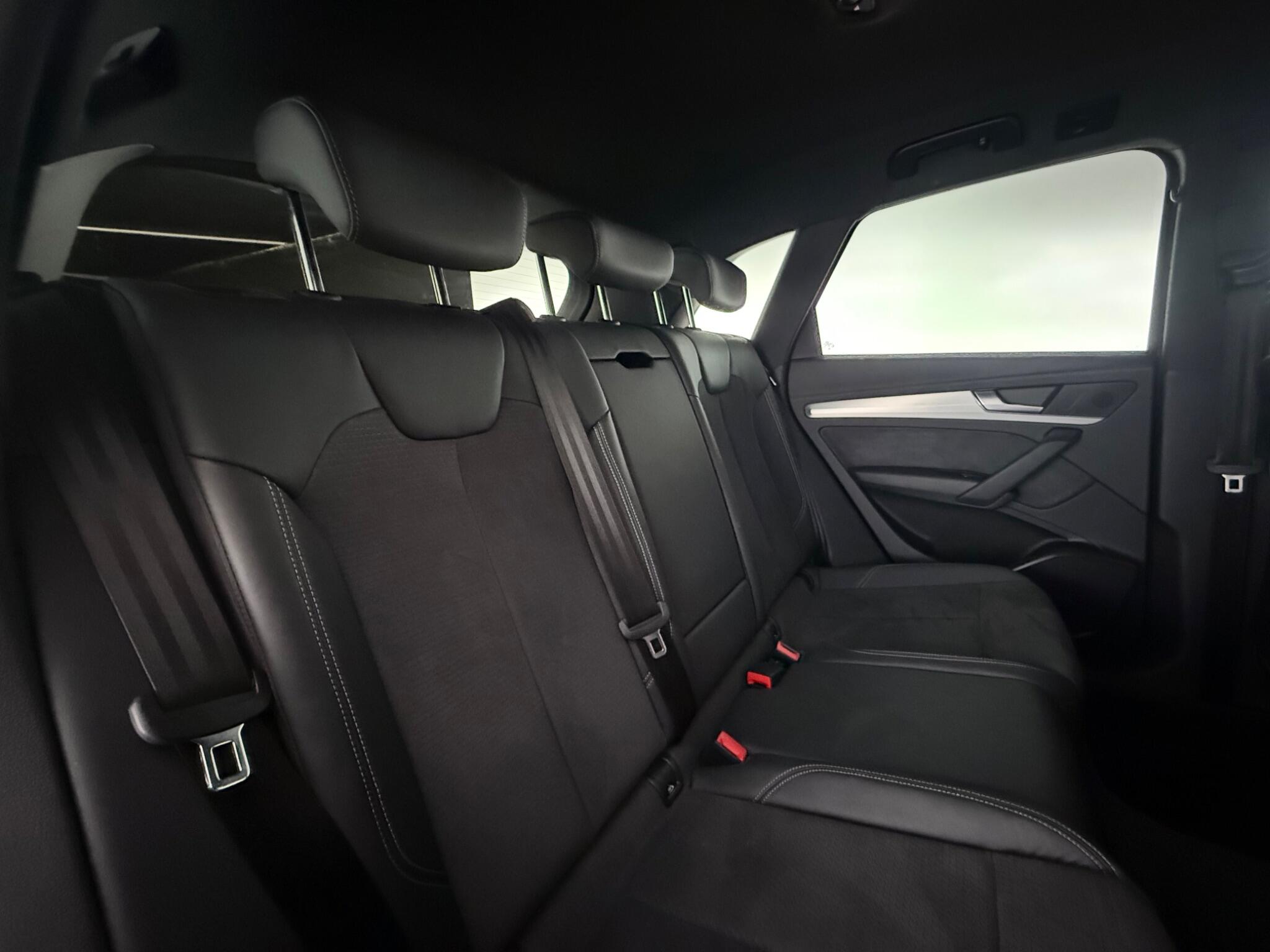 Audi Q5 view 29