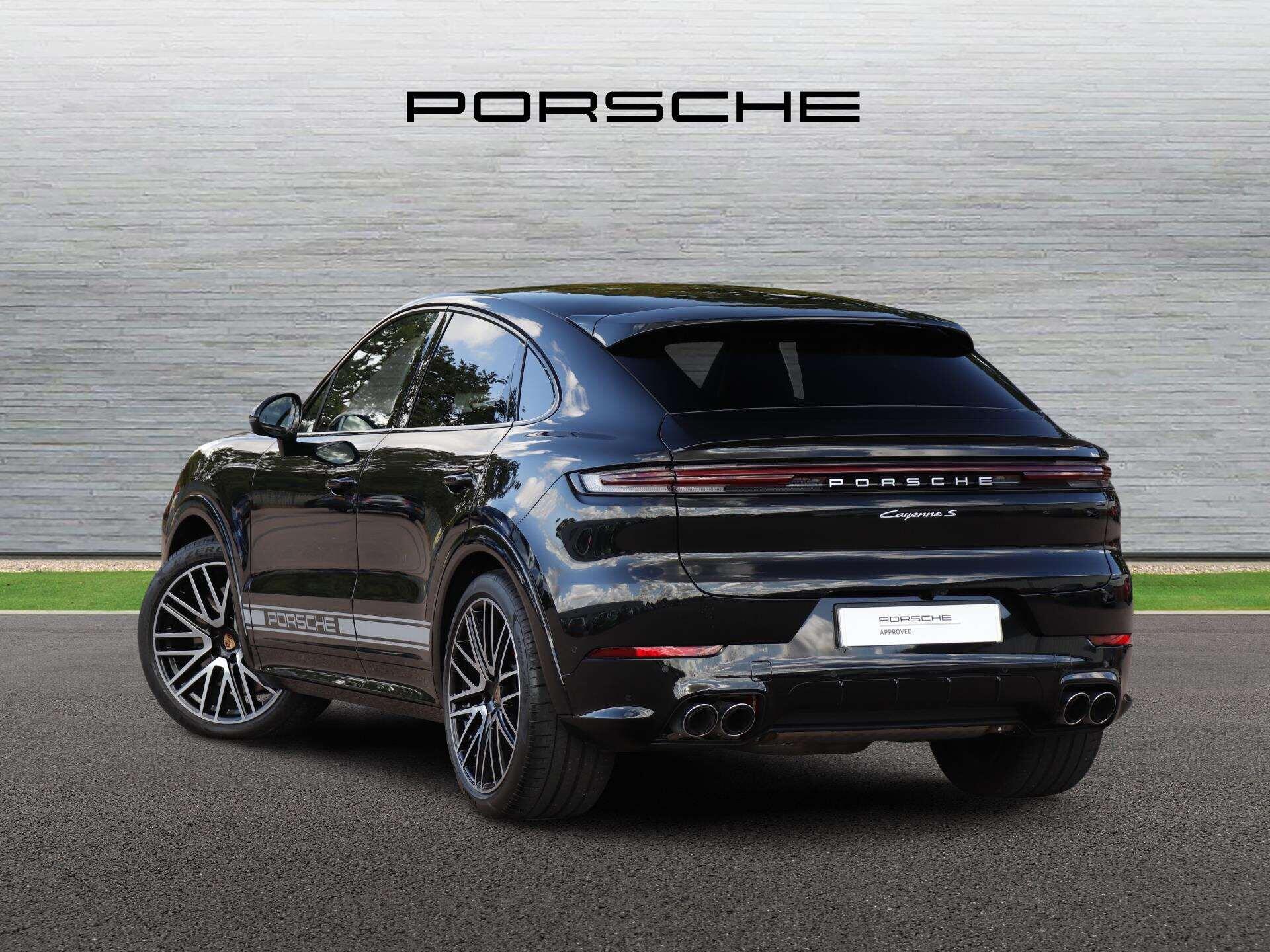 Porsche Cayenne view 5