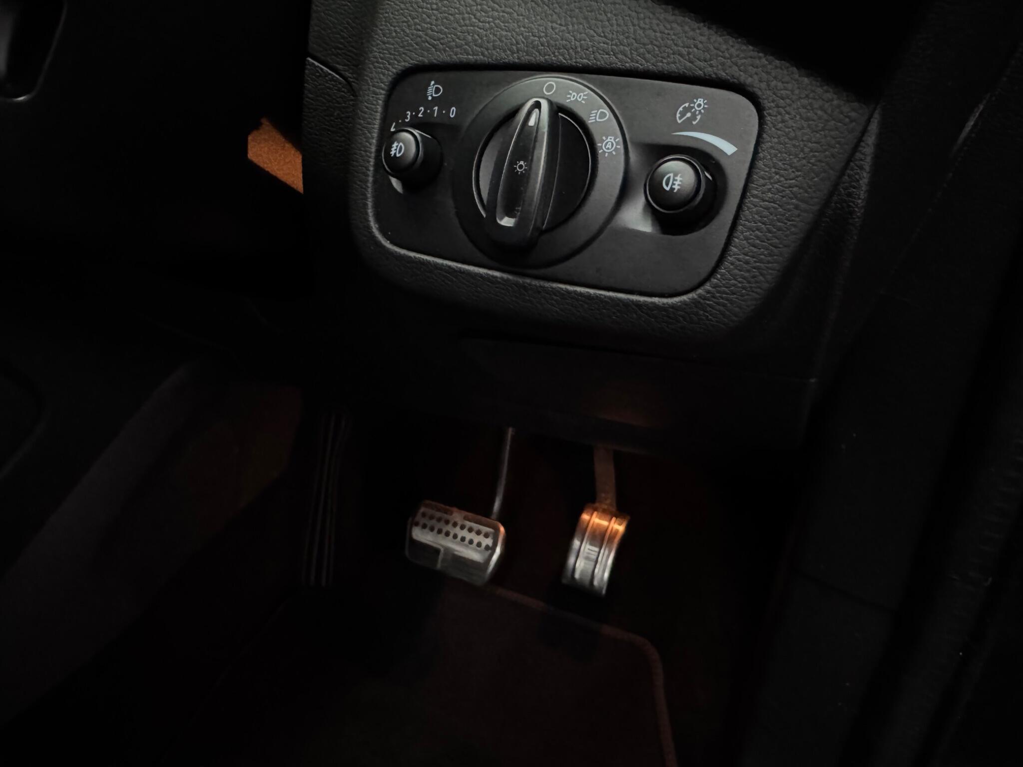 Ford Kuga view 22