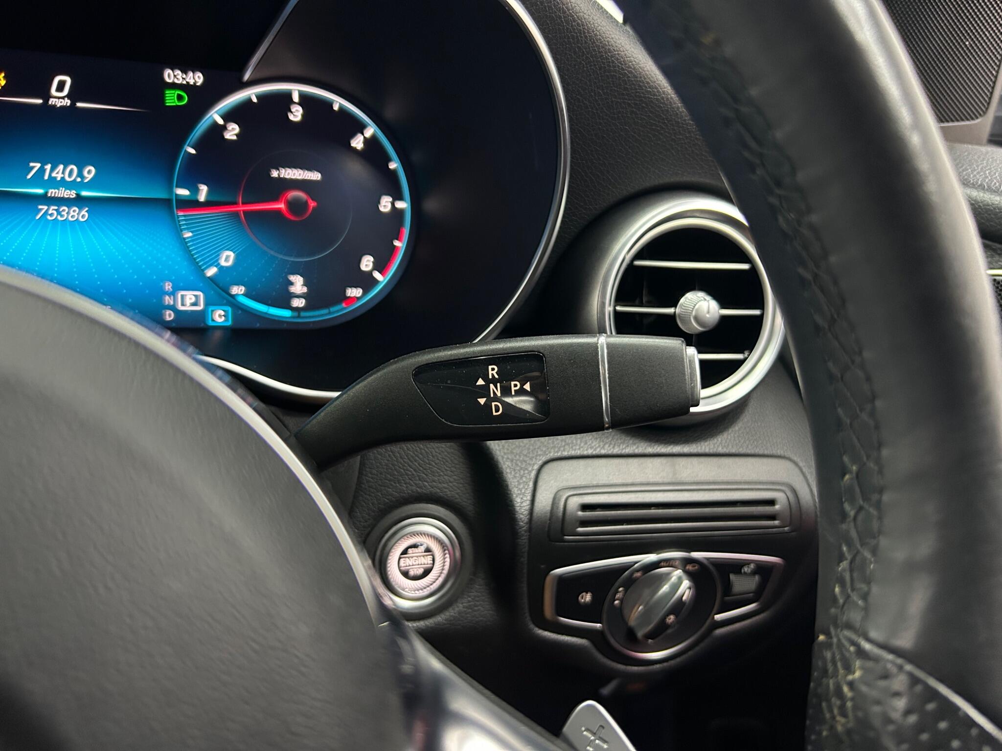 Mercedes-Benz GLC view 24