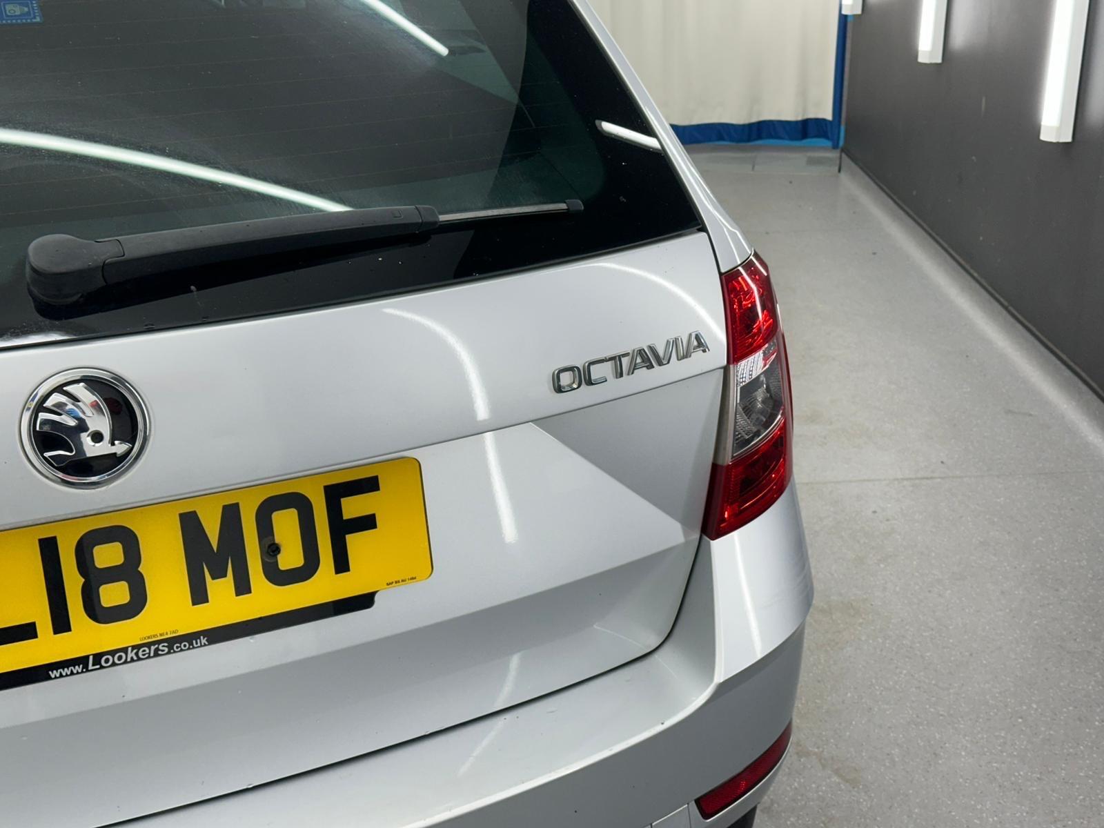 Skoda Octavia view 11