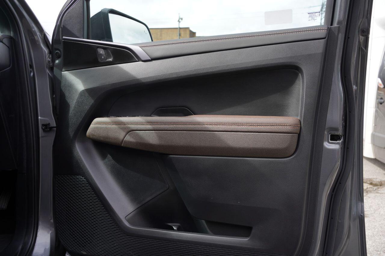 Volkswagen Amarok view 31