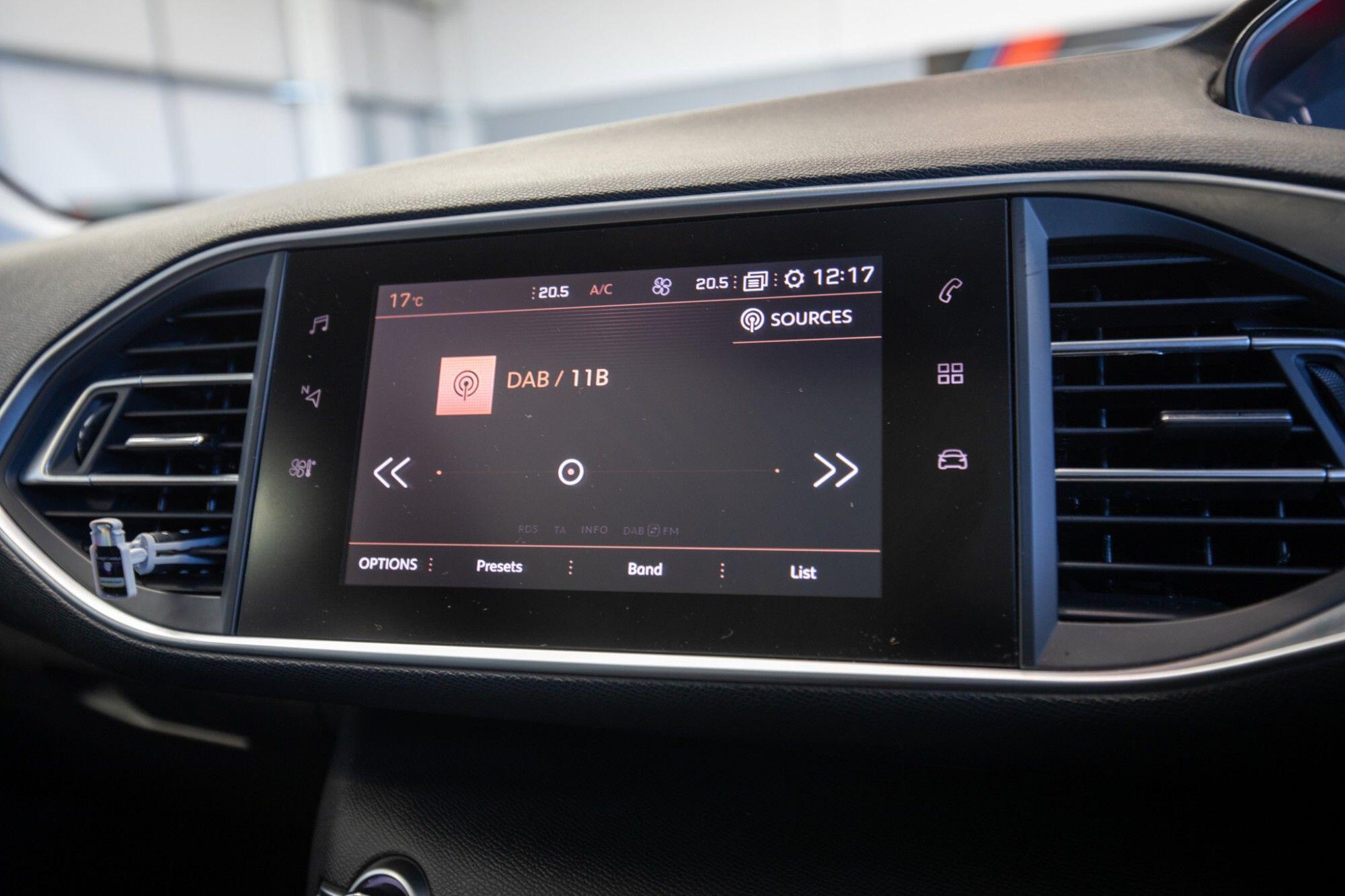 Peugeot 308 view 35
