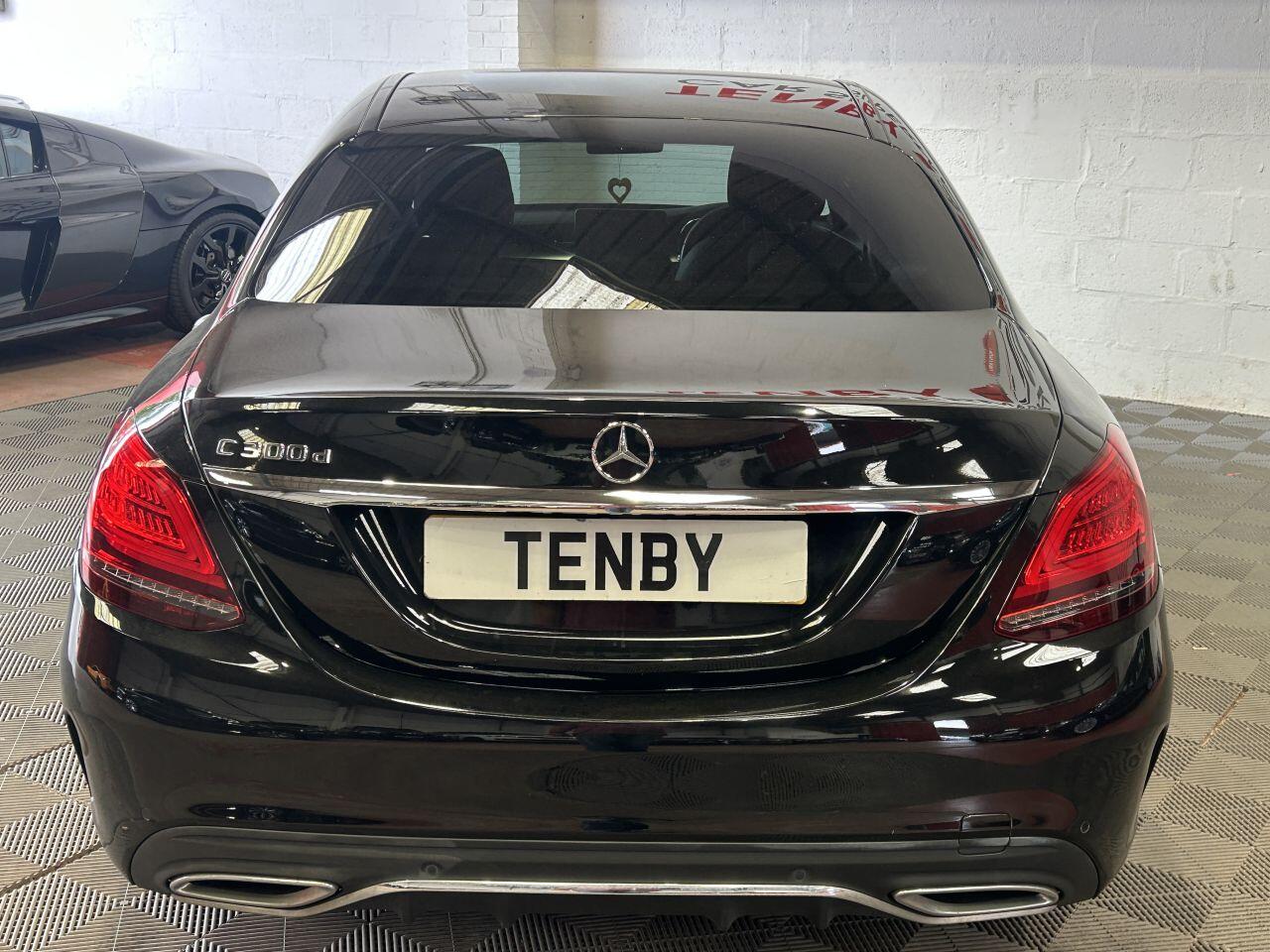 Mercedes-Benz C Class view 8