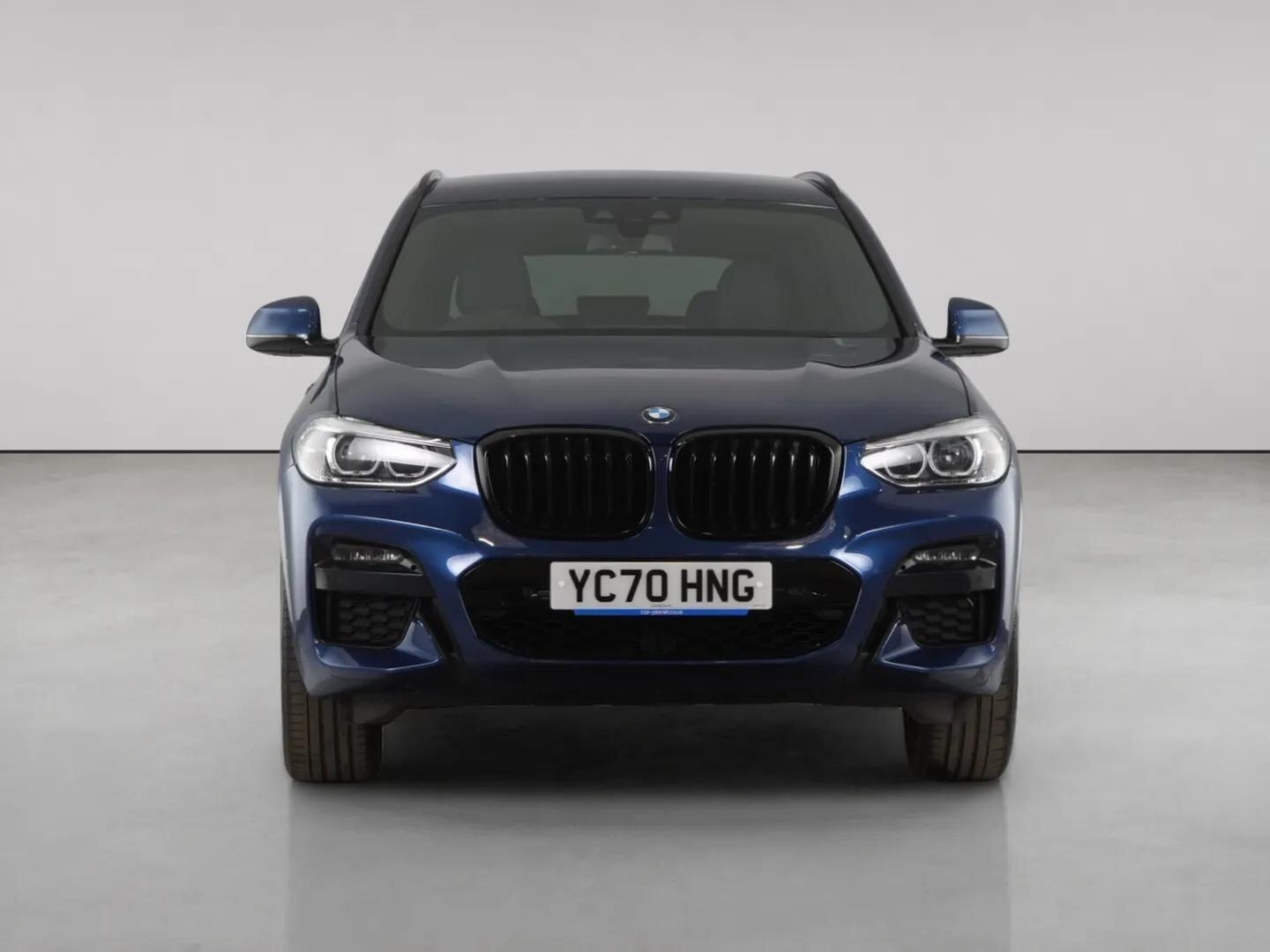 BMW X3 view 5