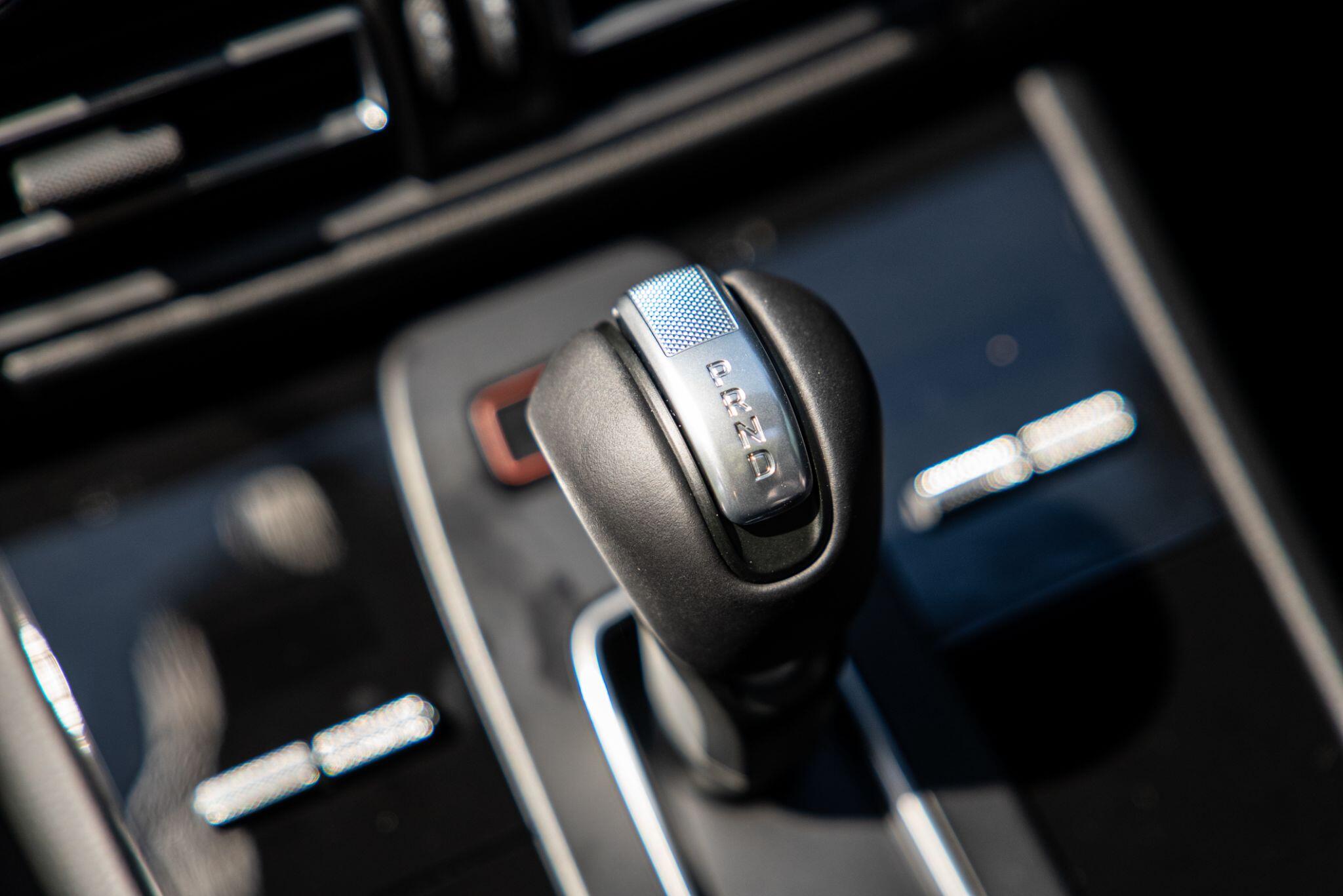 Porsche Macan view 60