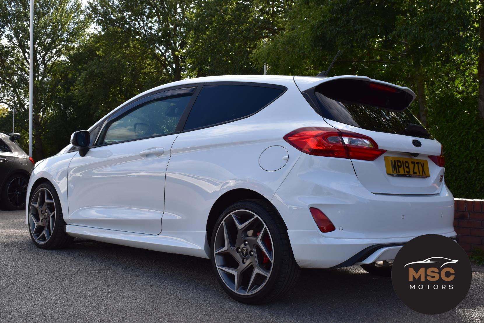 Ford Fiesta view 12