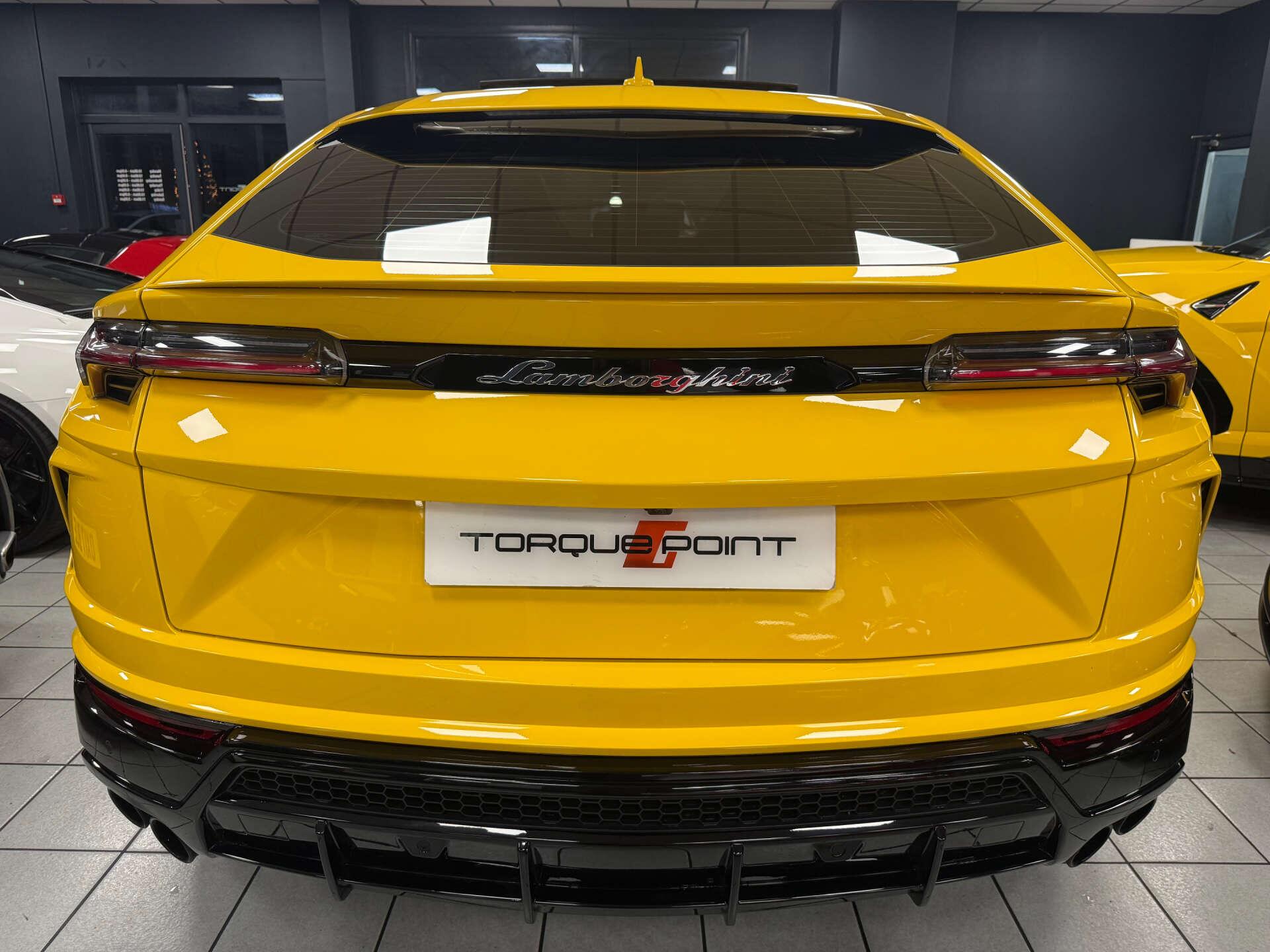 Lamborghini Urus view 9