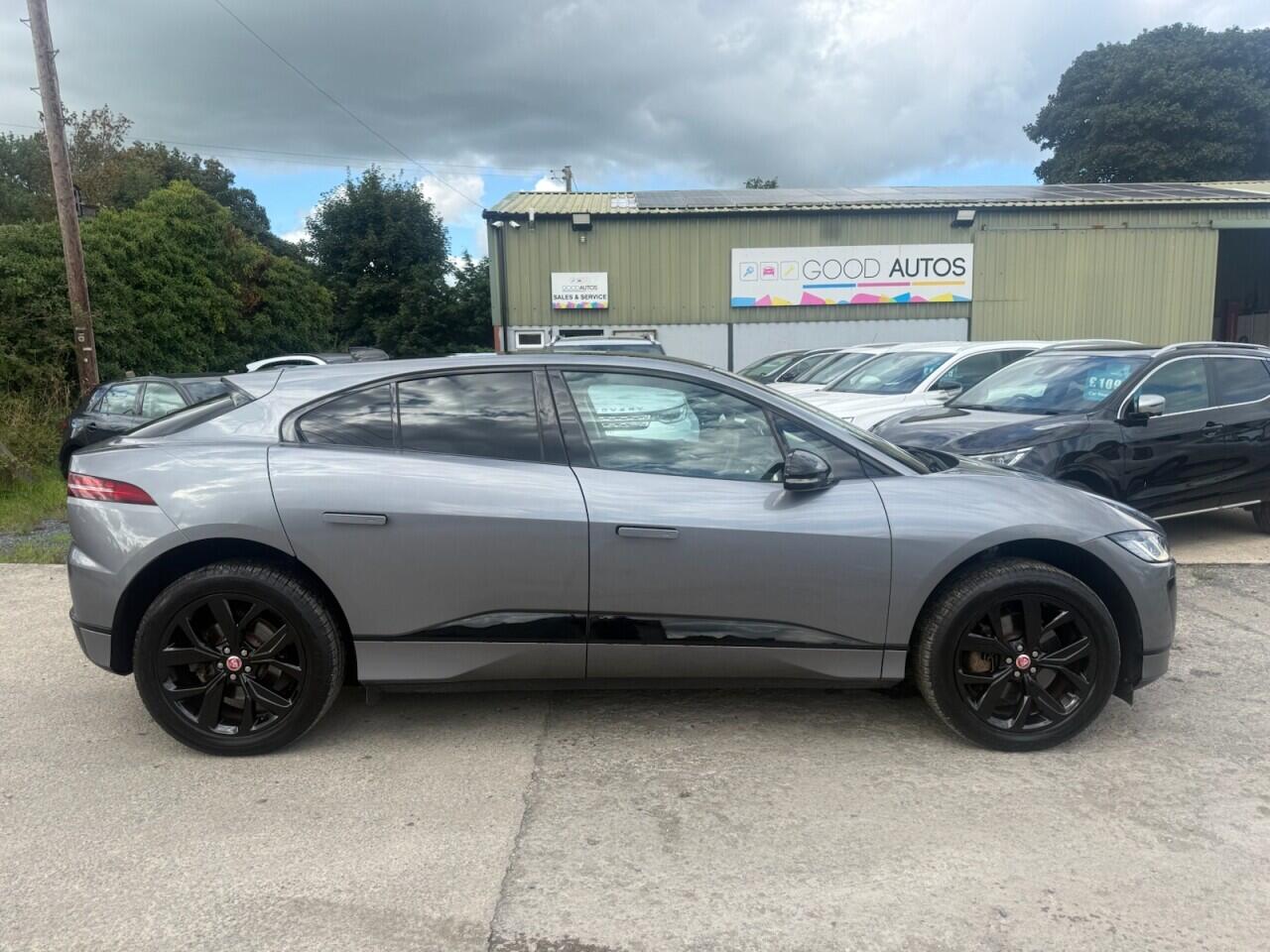 Jaguar I-Pace view 16