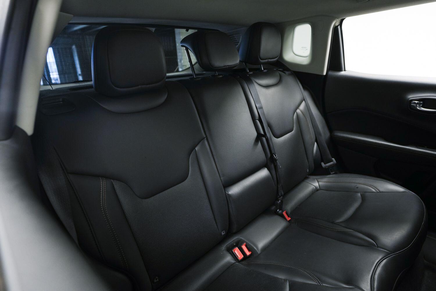 Jeep Compass view 11
