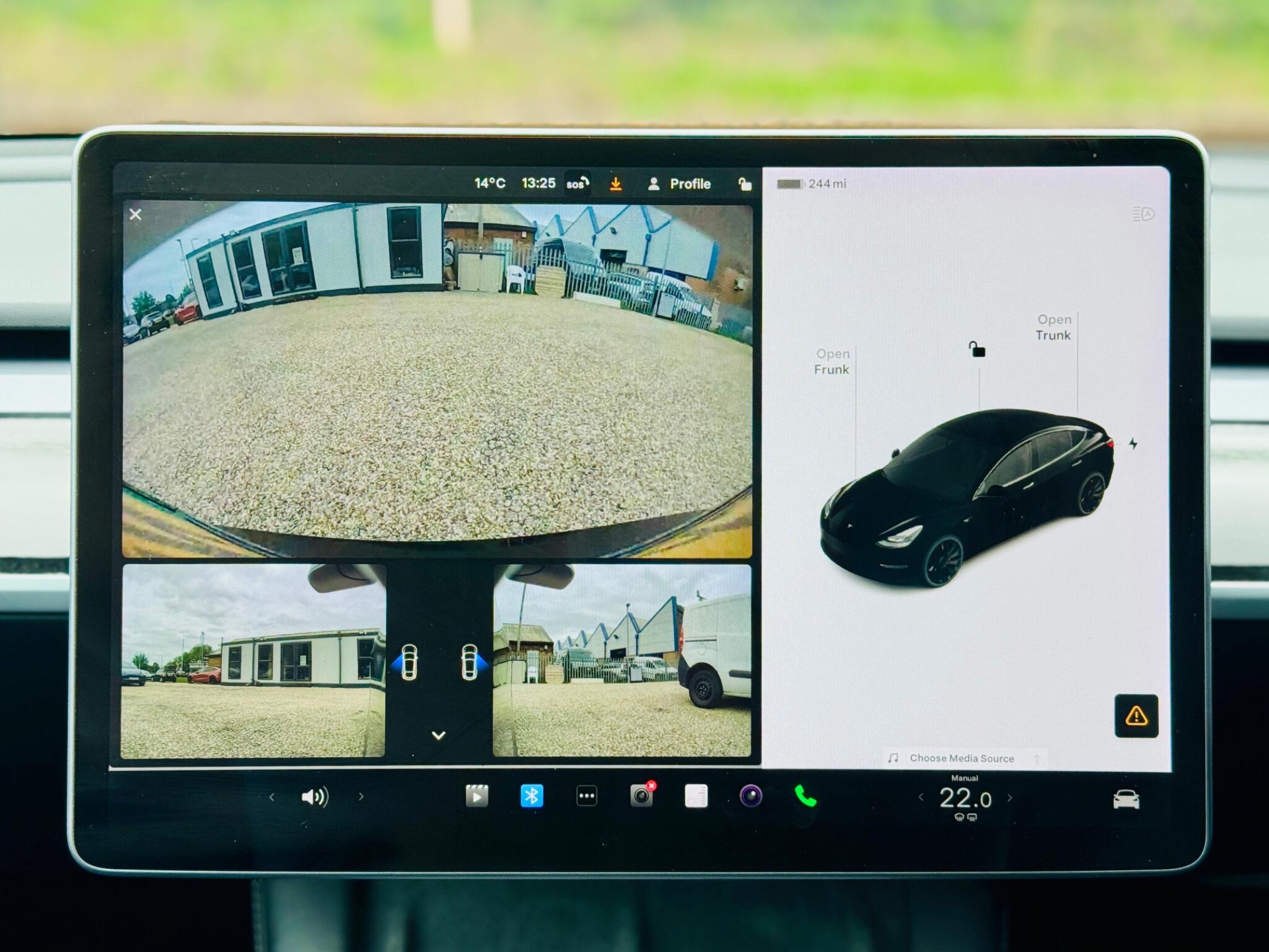 Tesla Model 3 view 18