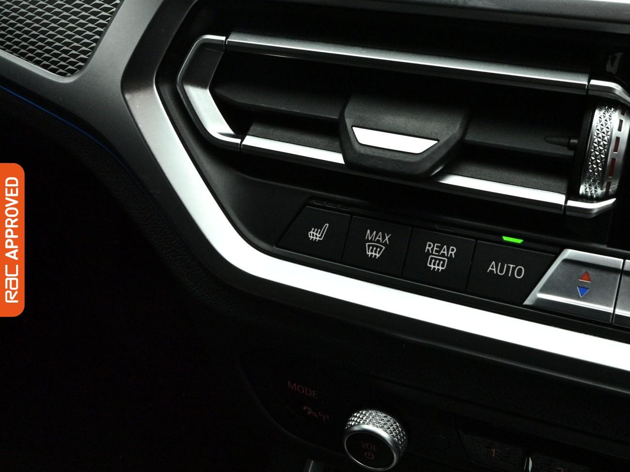 BMW 3 Series view 18
