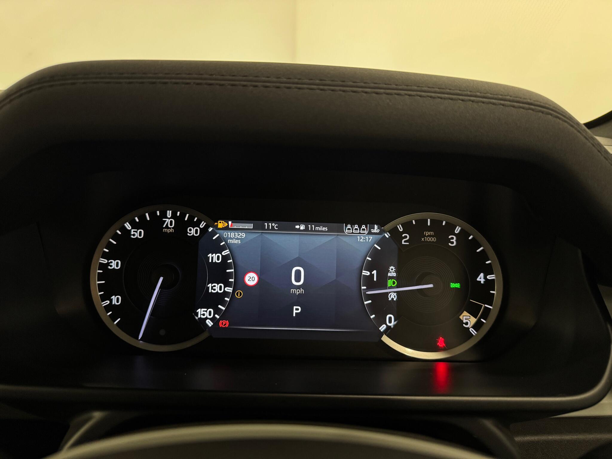 Land Rover Defender view 17
