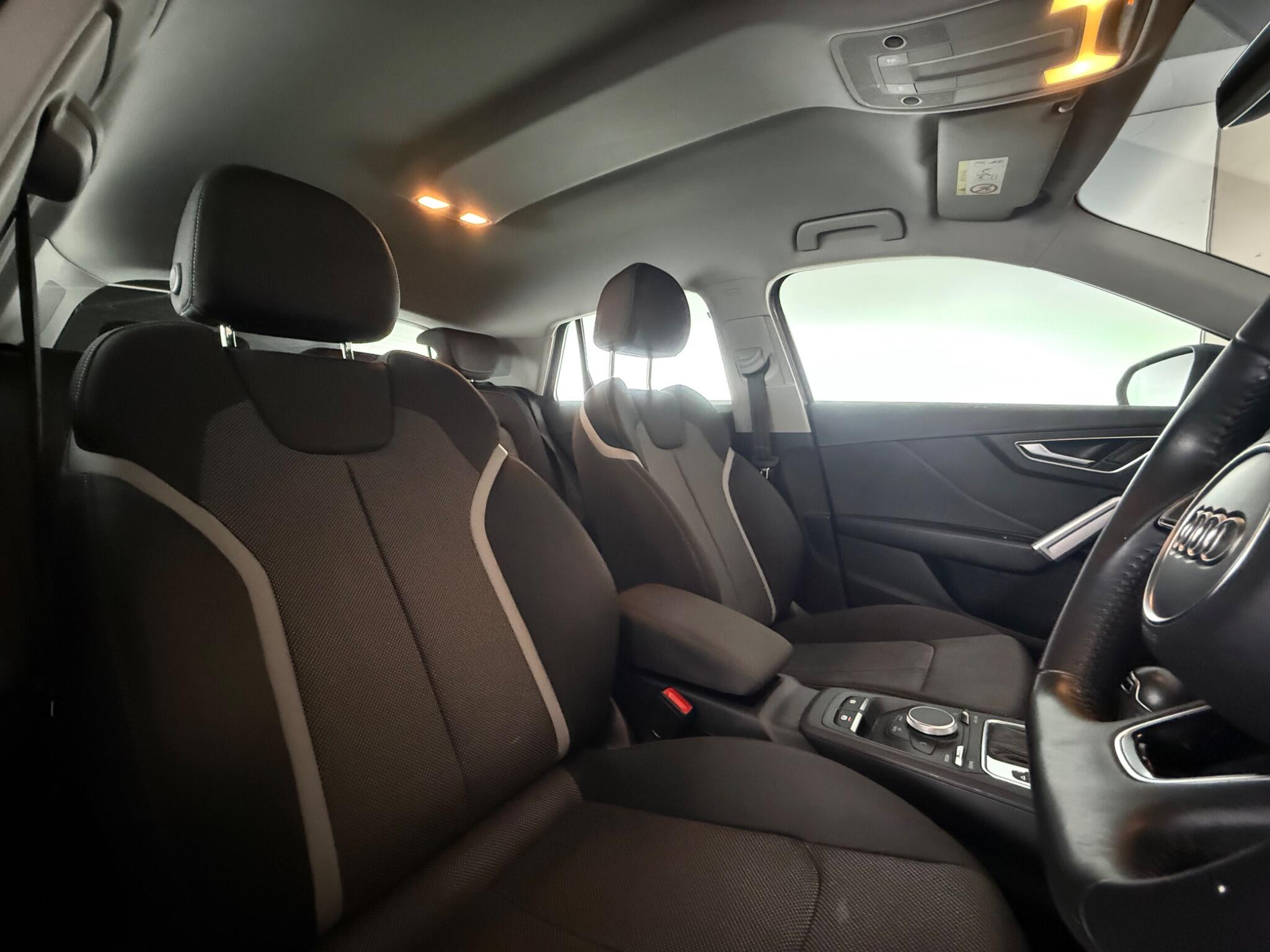 Audi Q2 view 26