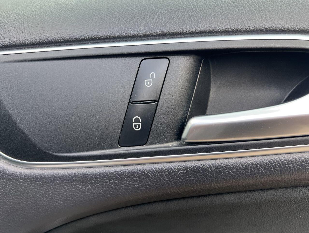 Mercedes-Benz B Class view 55