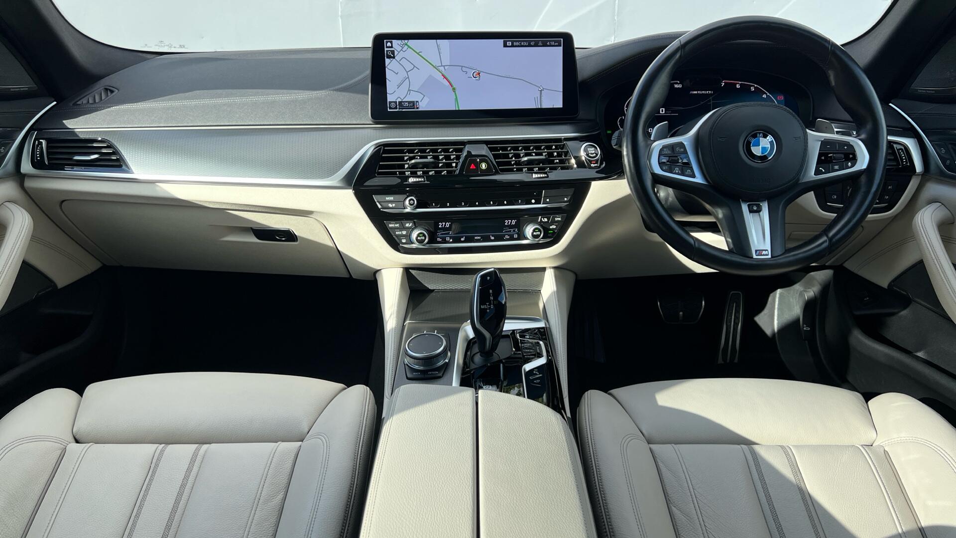 BMW 5 Series view 4