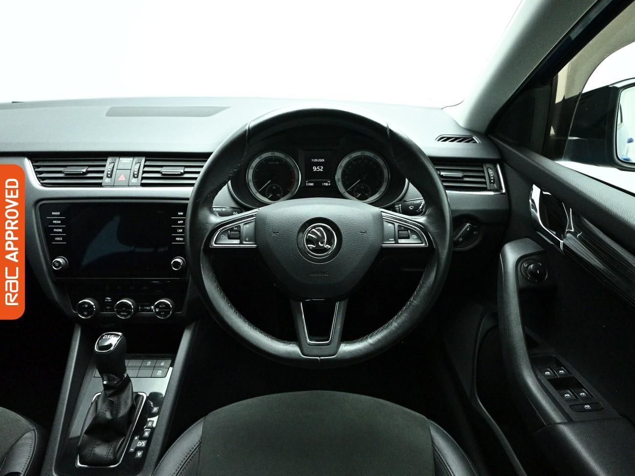 Skoda Octavia view 9