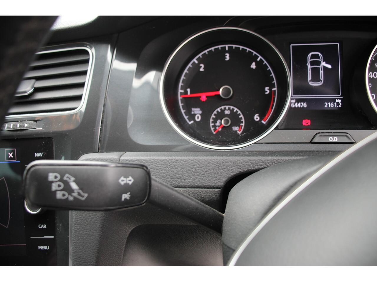 Volkswagen Golf view 34