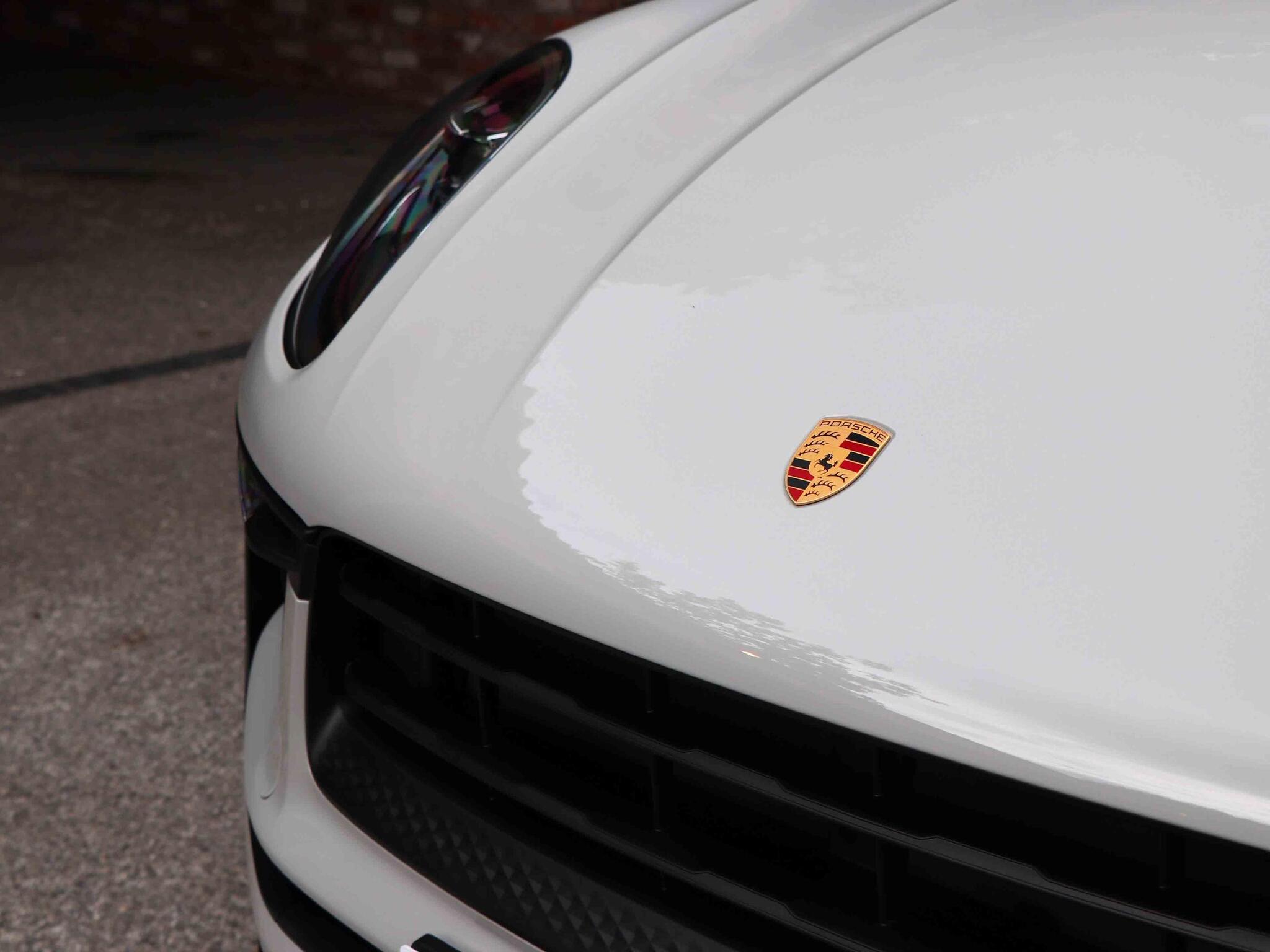 Porsche Macan view 49
