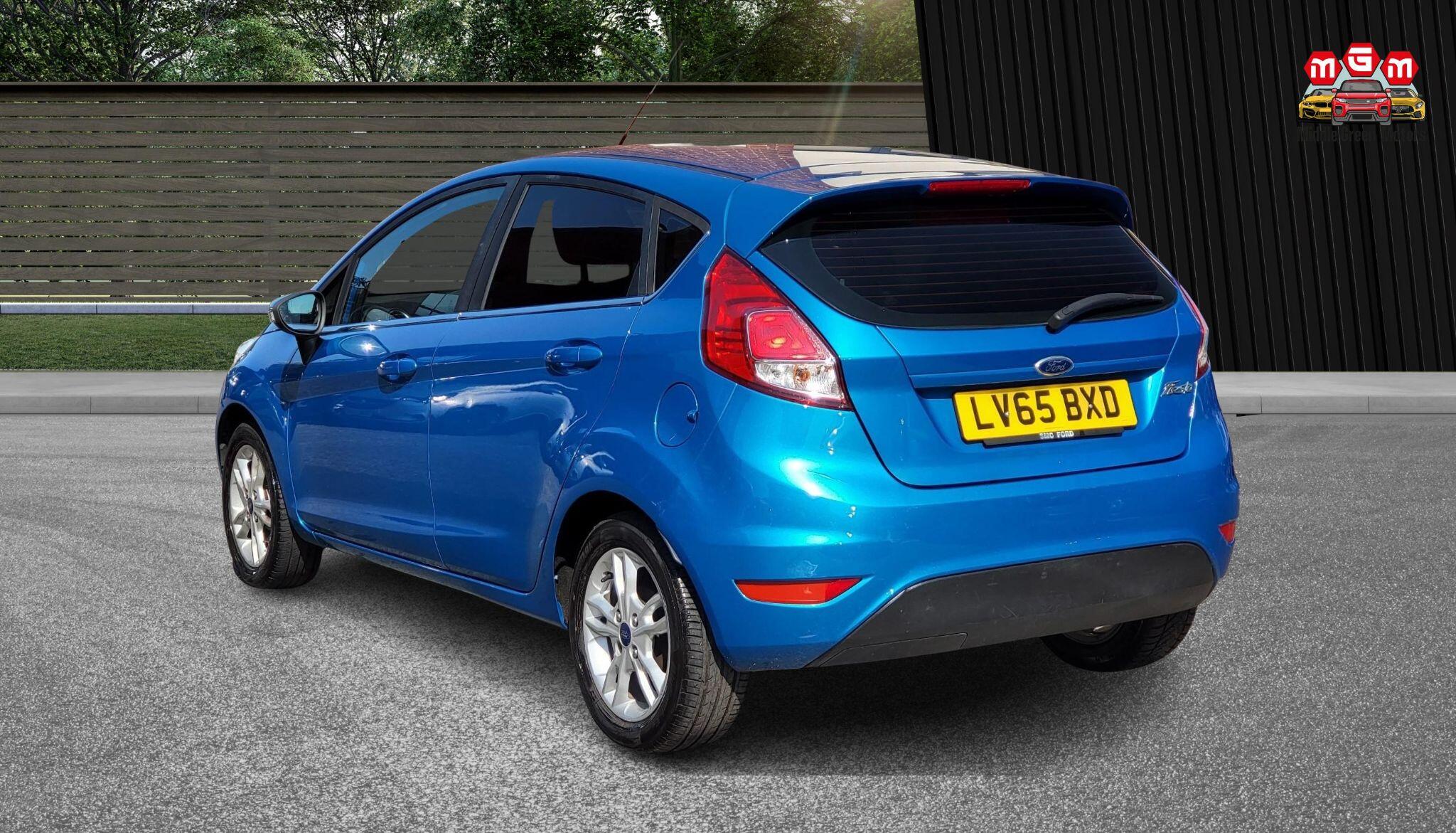 Ford Fiesta view 5