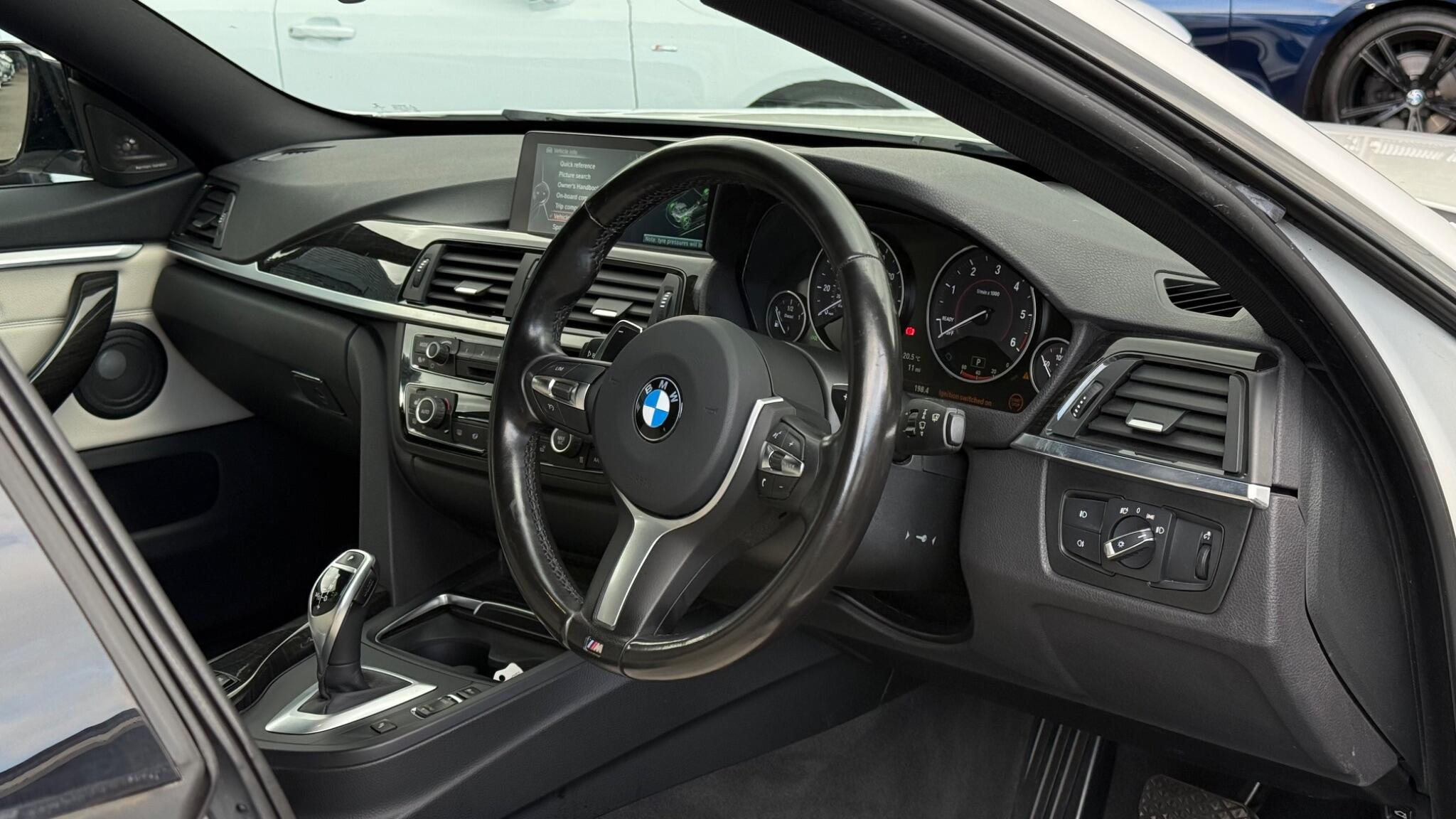 BMW 4 Series view 18