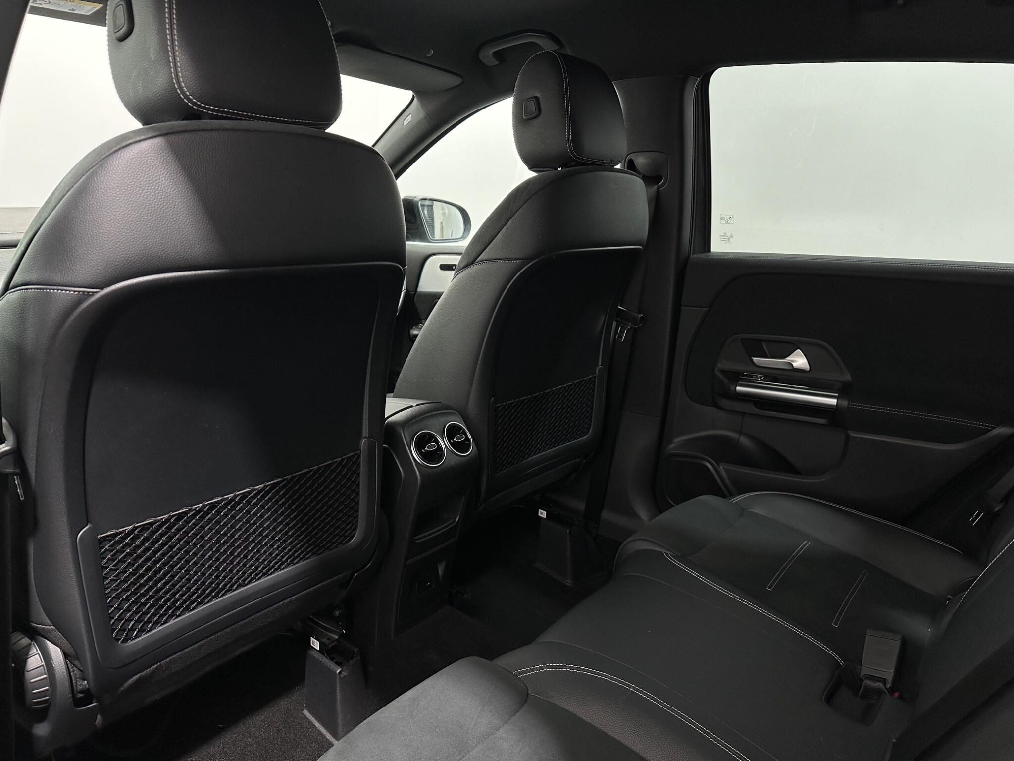 Mercedes-Benz B-Class view 40