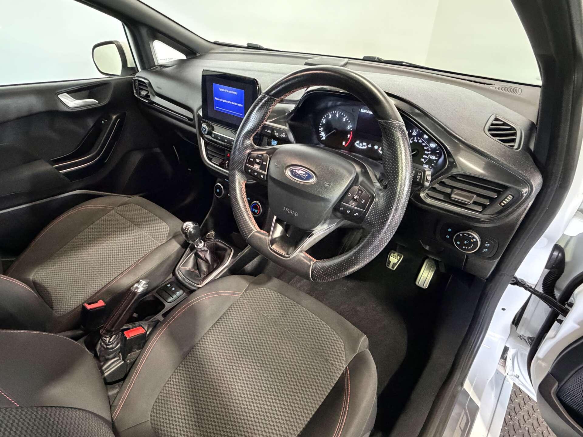 Ford Fiesta view 14