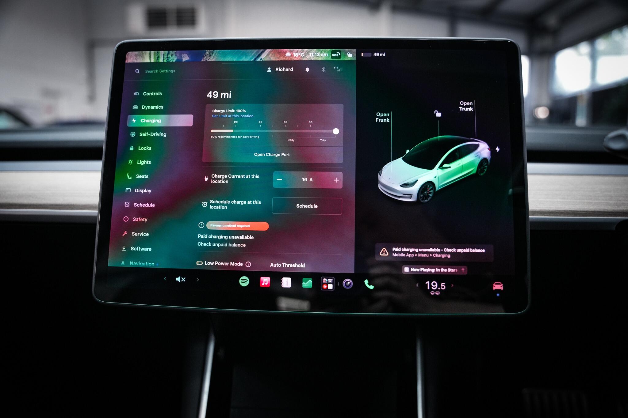 Tesla Model 3 view 40