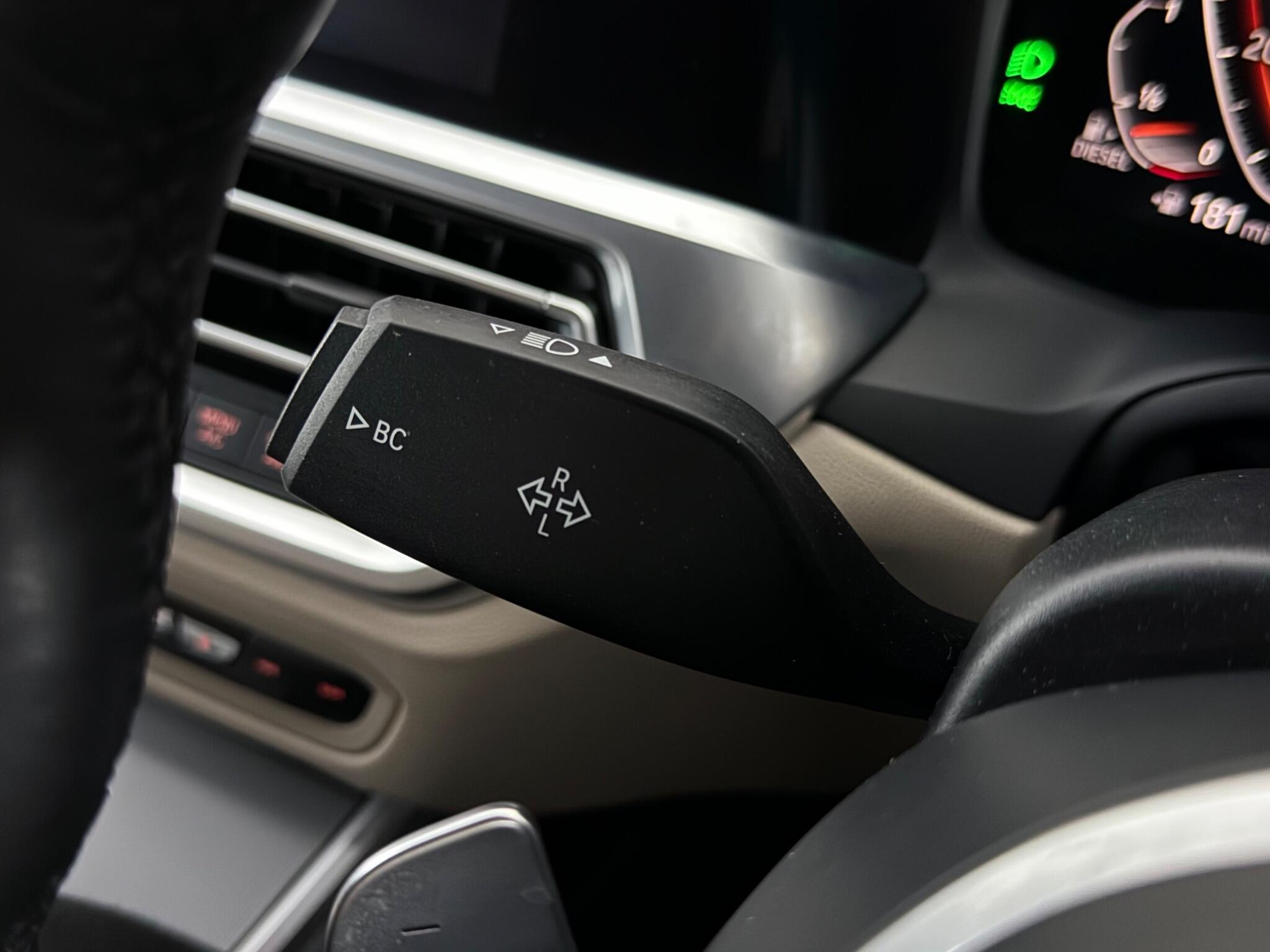 BMW 3 Series view 21
