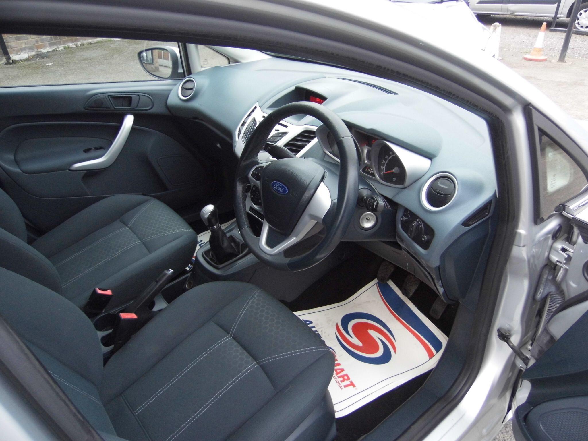 Ford Fiesta view 23