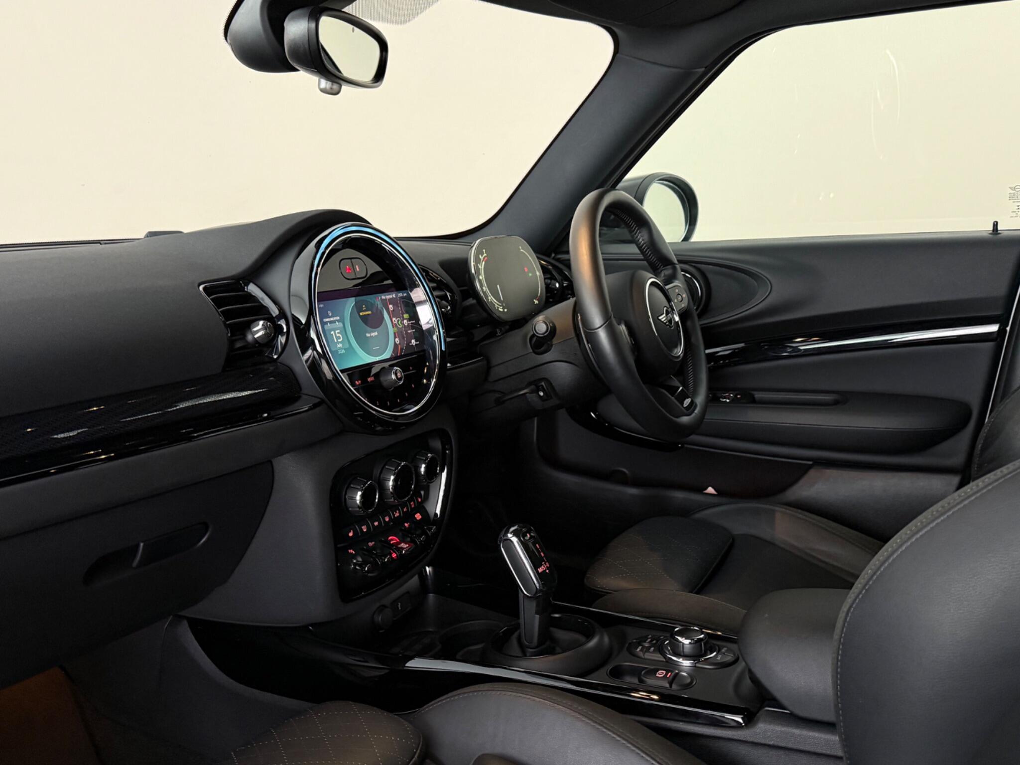 Mini Clubman view 4