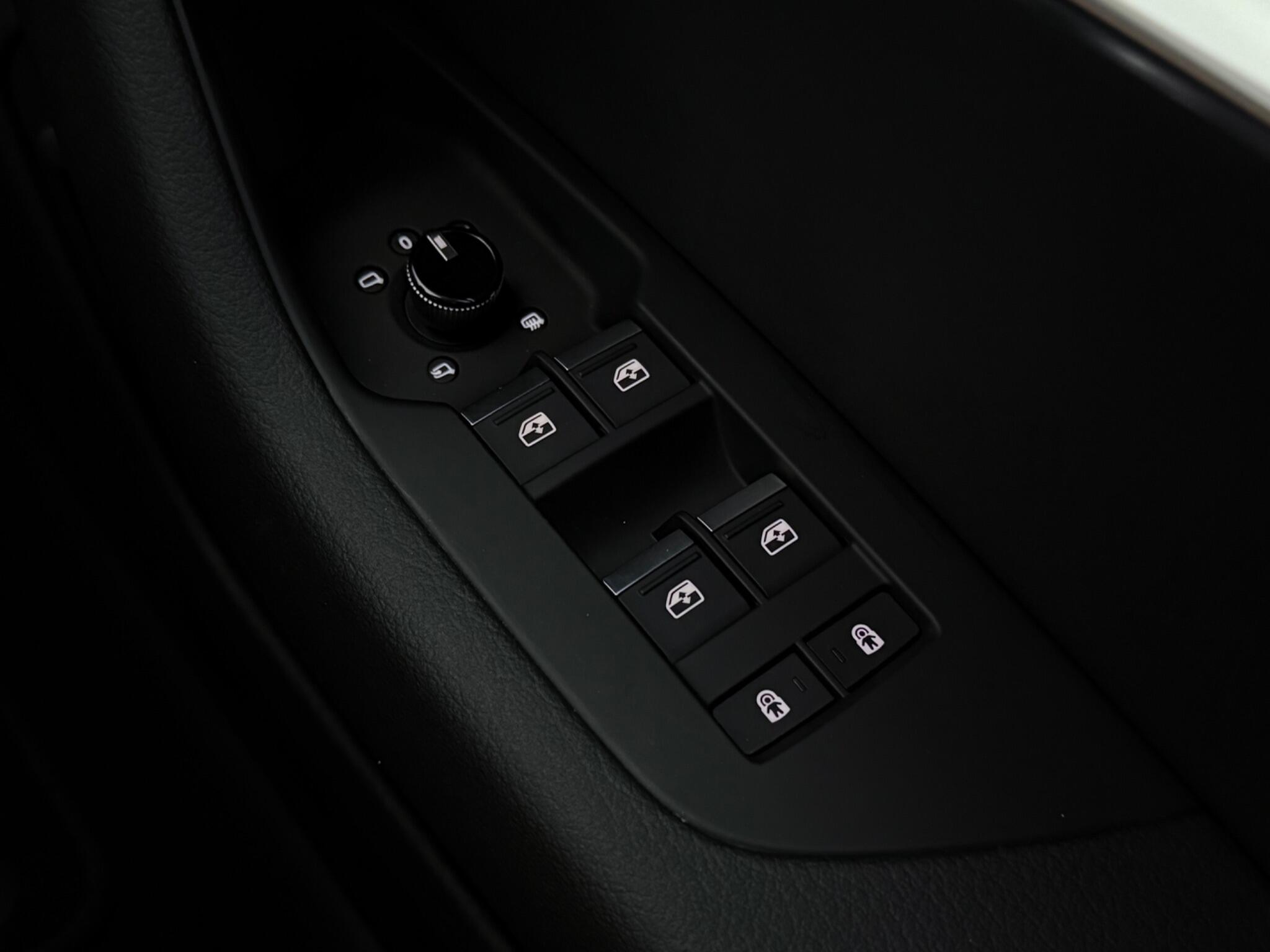 Audi A6 view 21