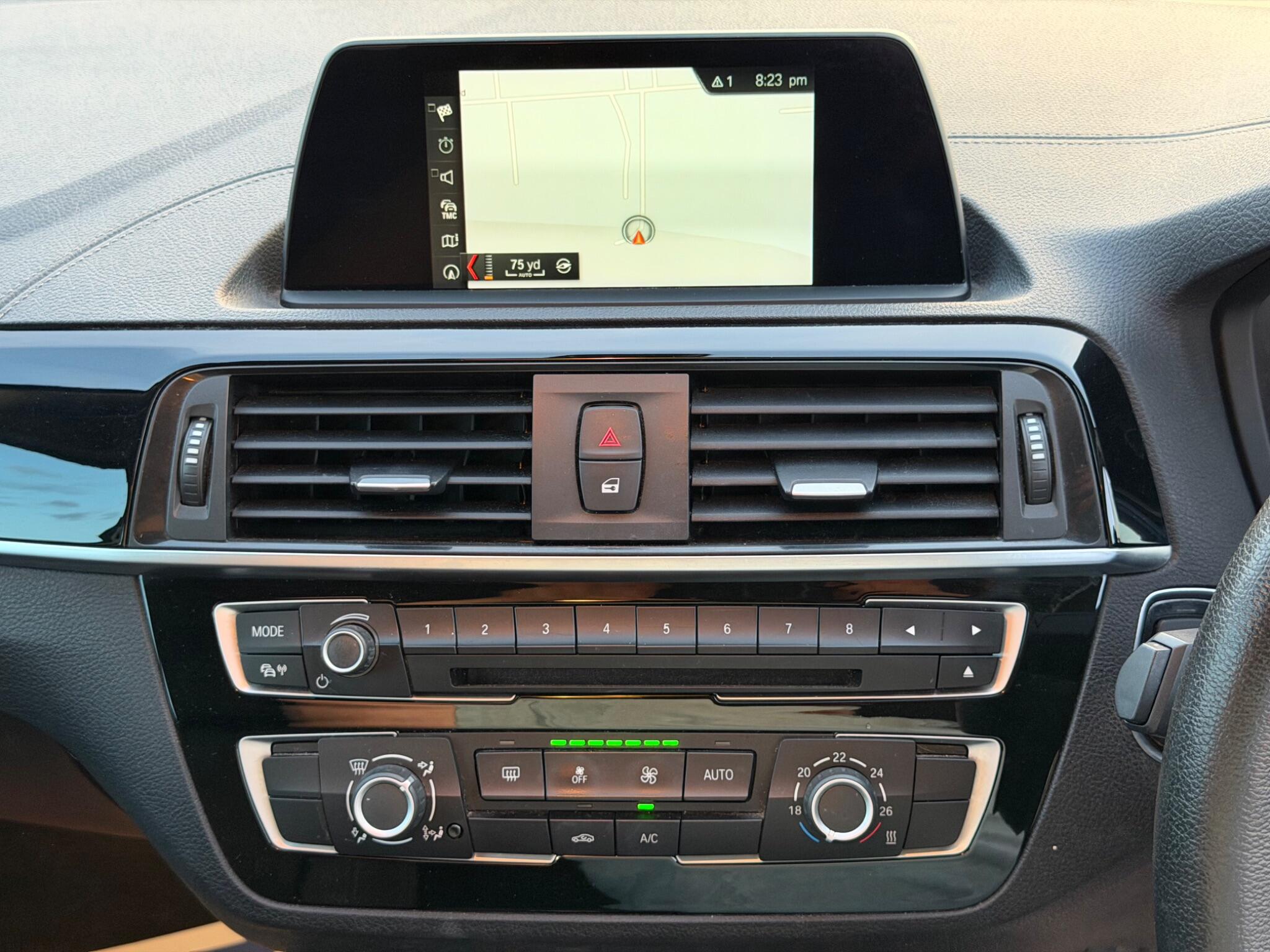 BMW 1 Series view 23
