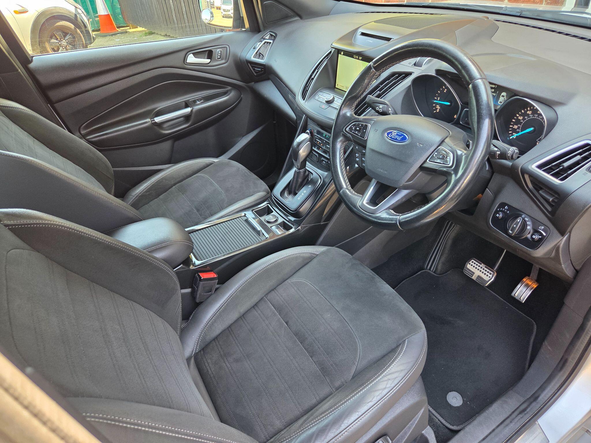 Ford Kuga view 14