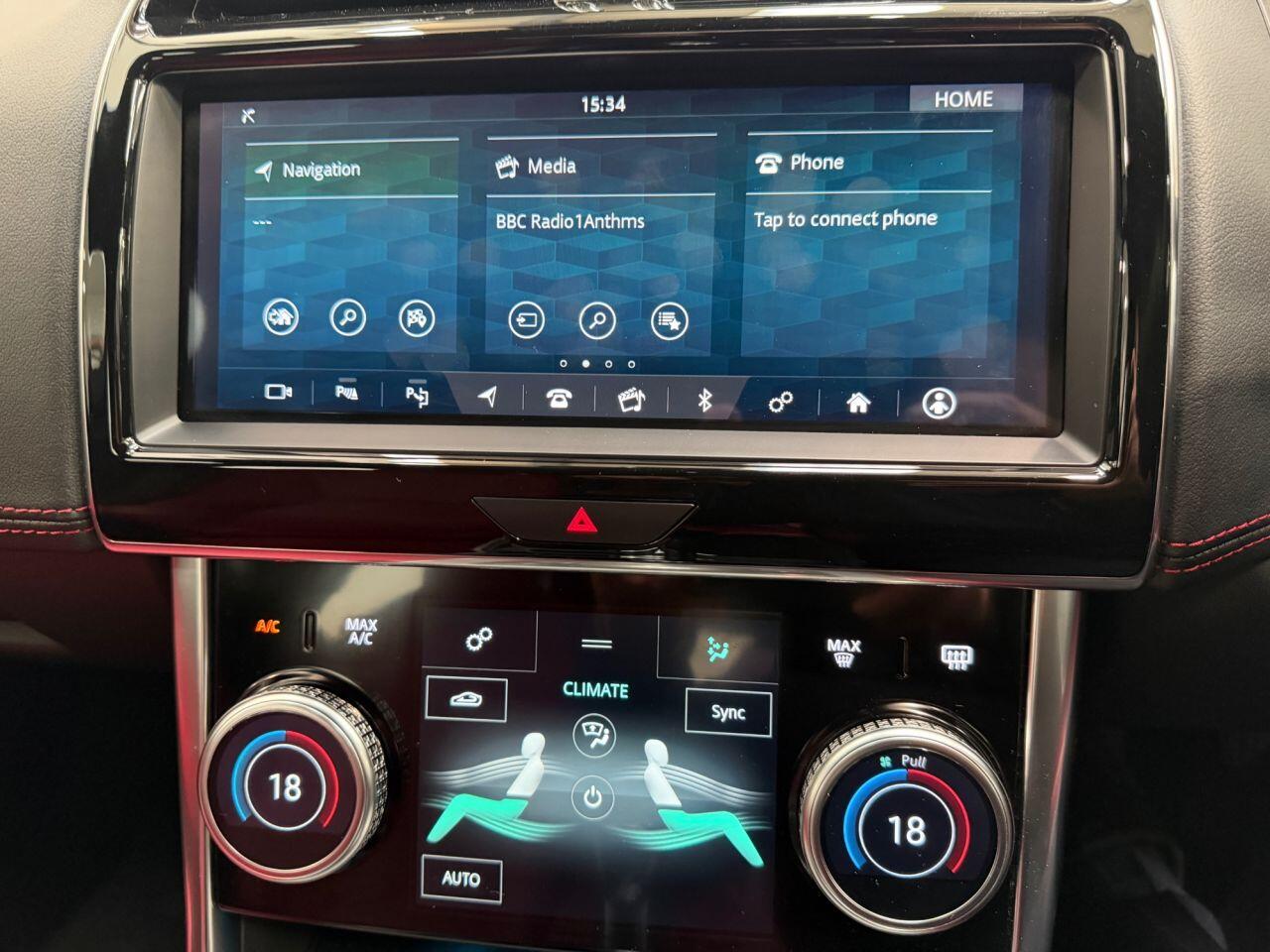 Jaguar Xe view 32